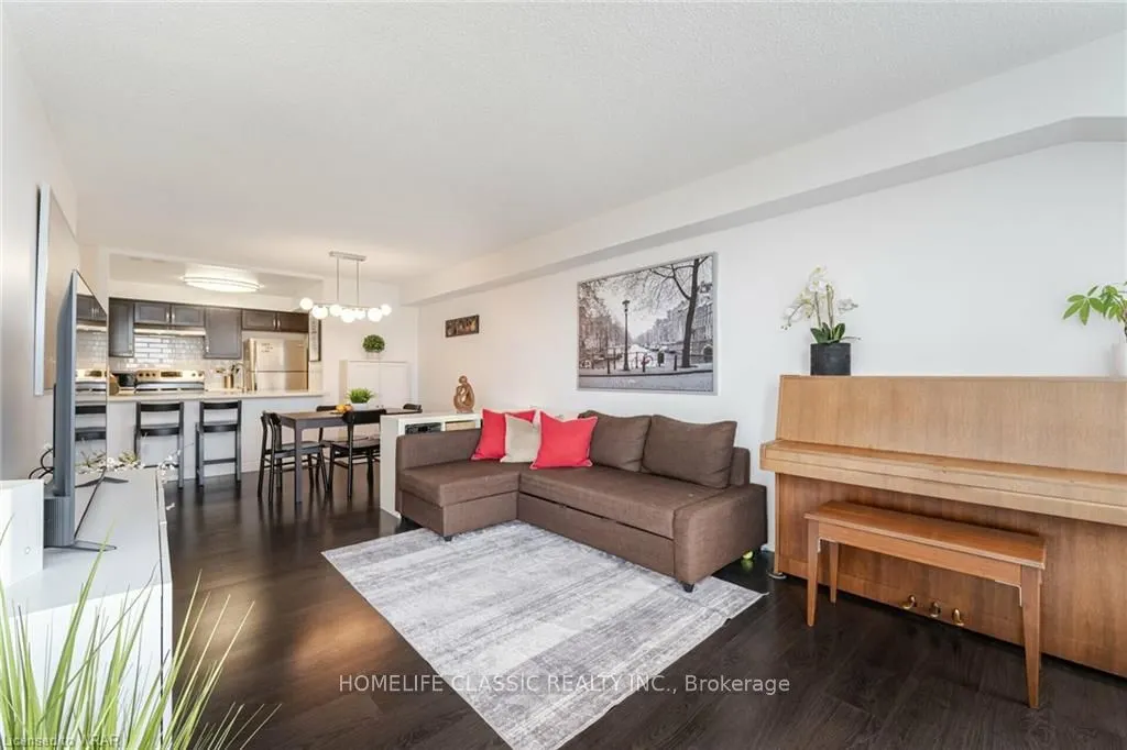 1001 Cedarglen Gate #617