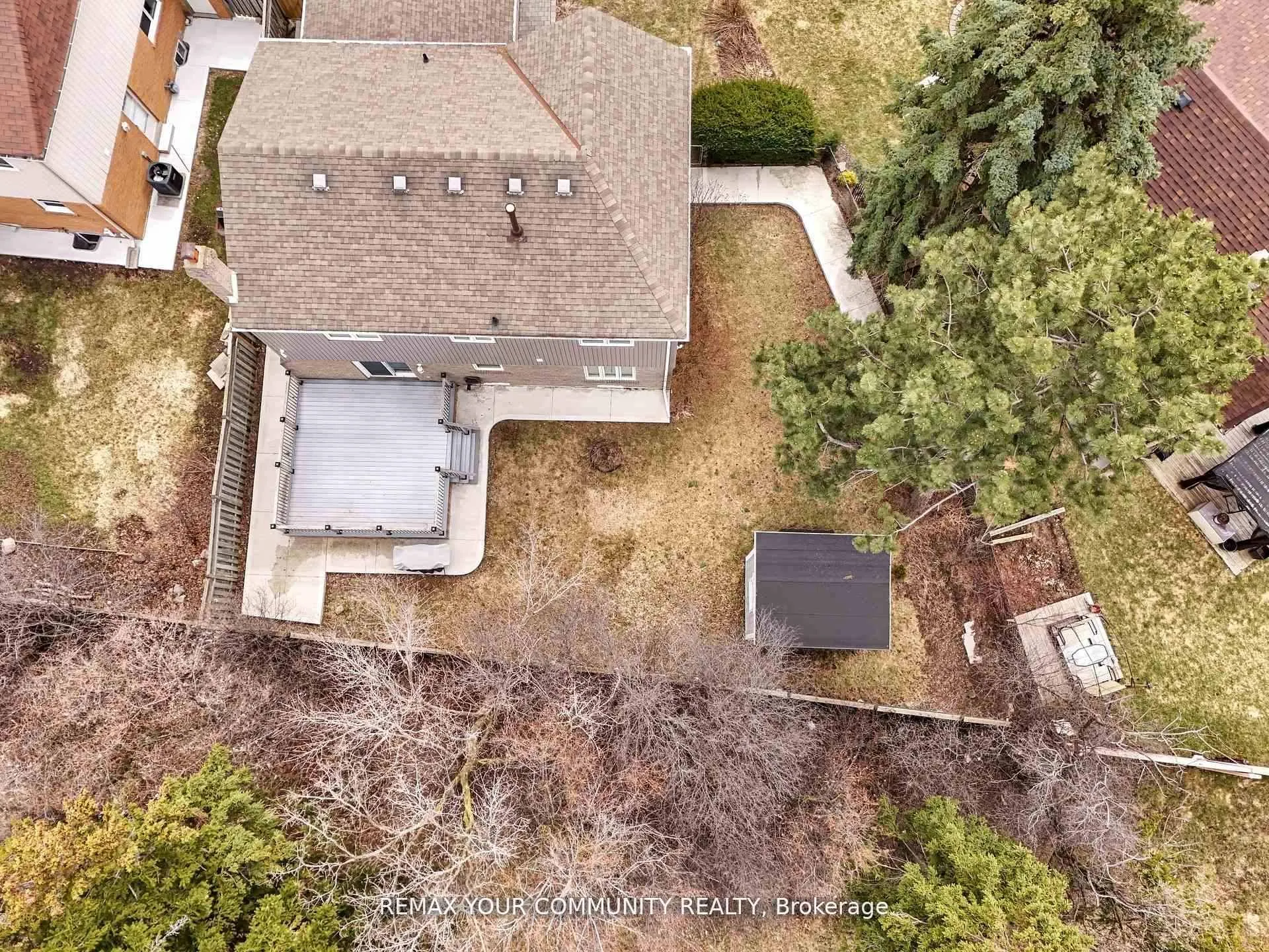 22 Madelaine Crescent