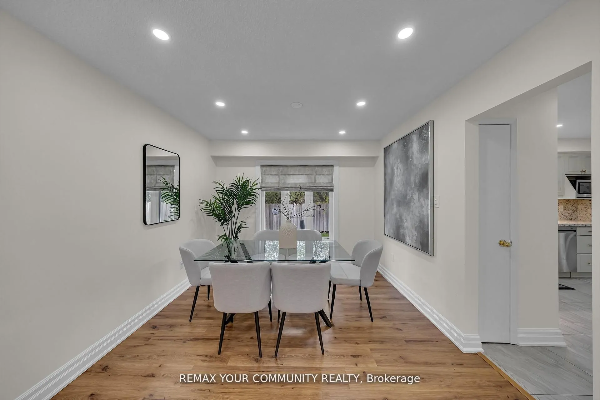 22 Madelaine Crescent