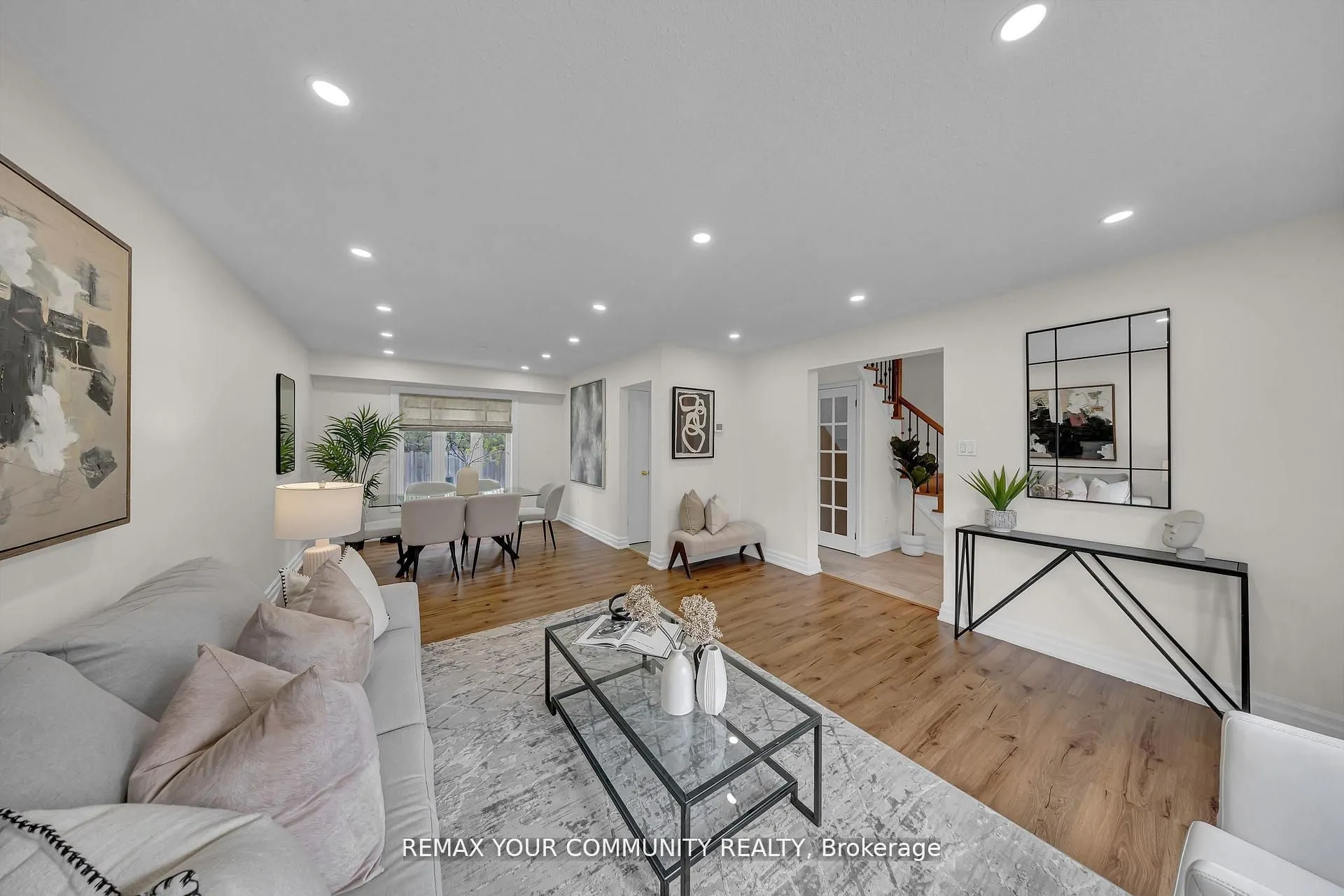 22 Madelaine Crescent
