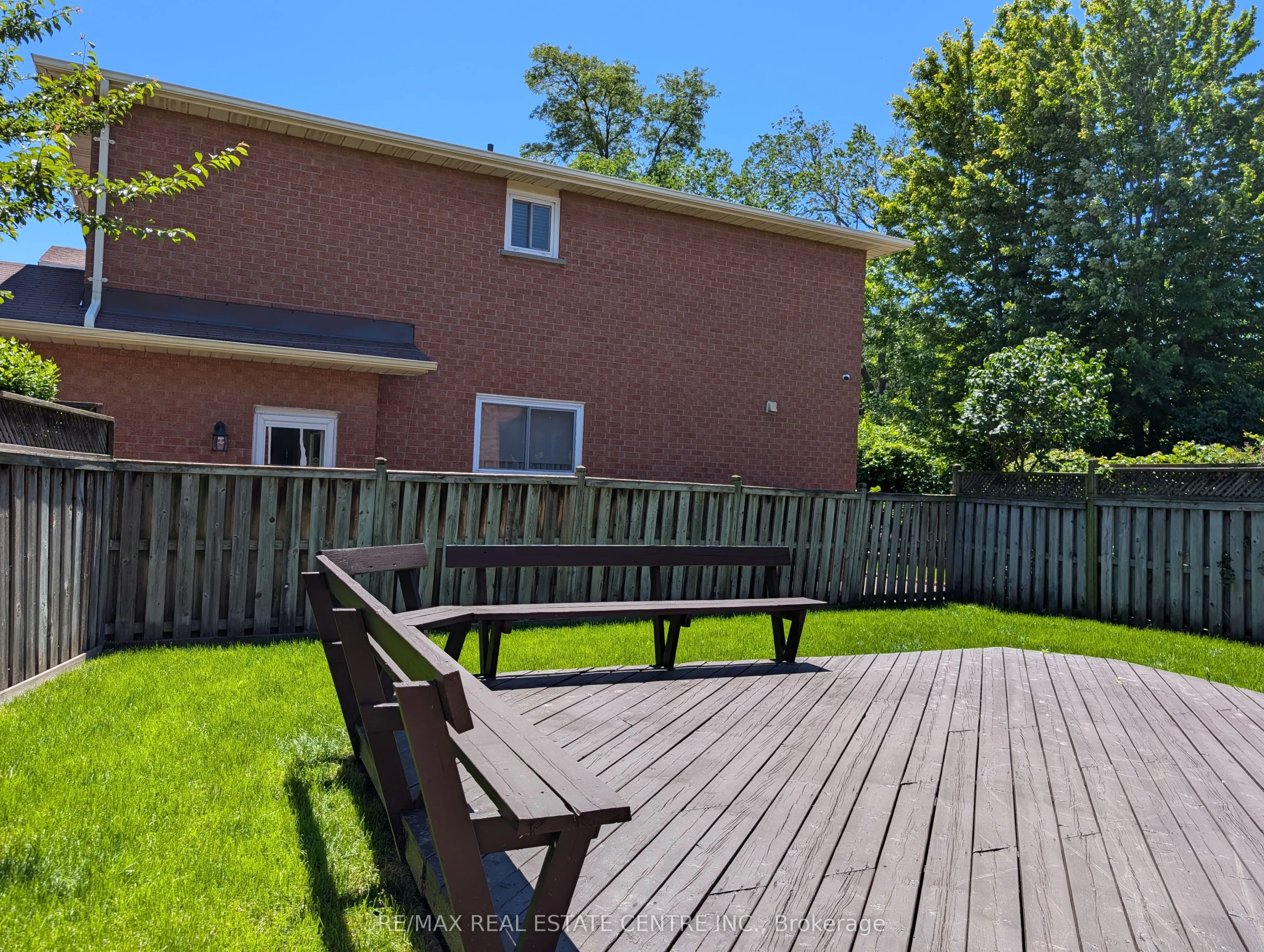 796 Buckingham Court