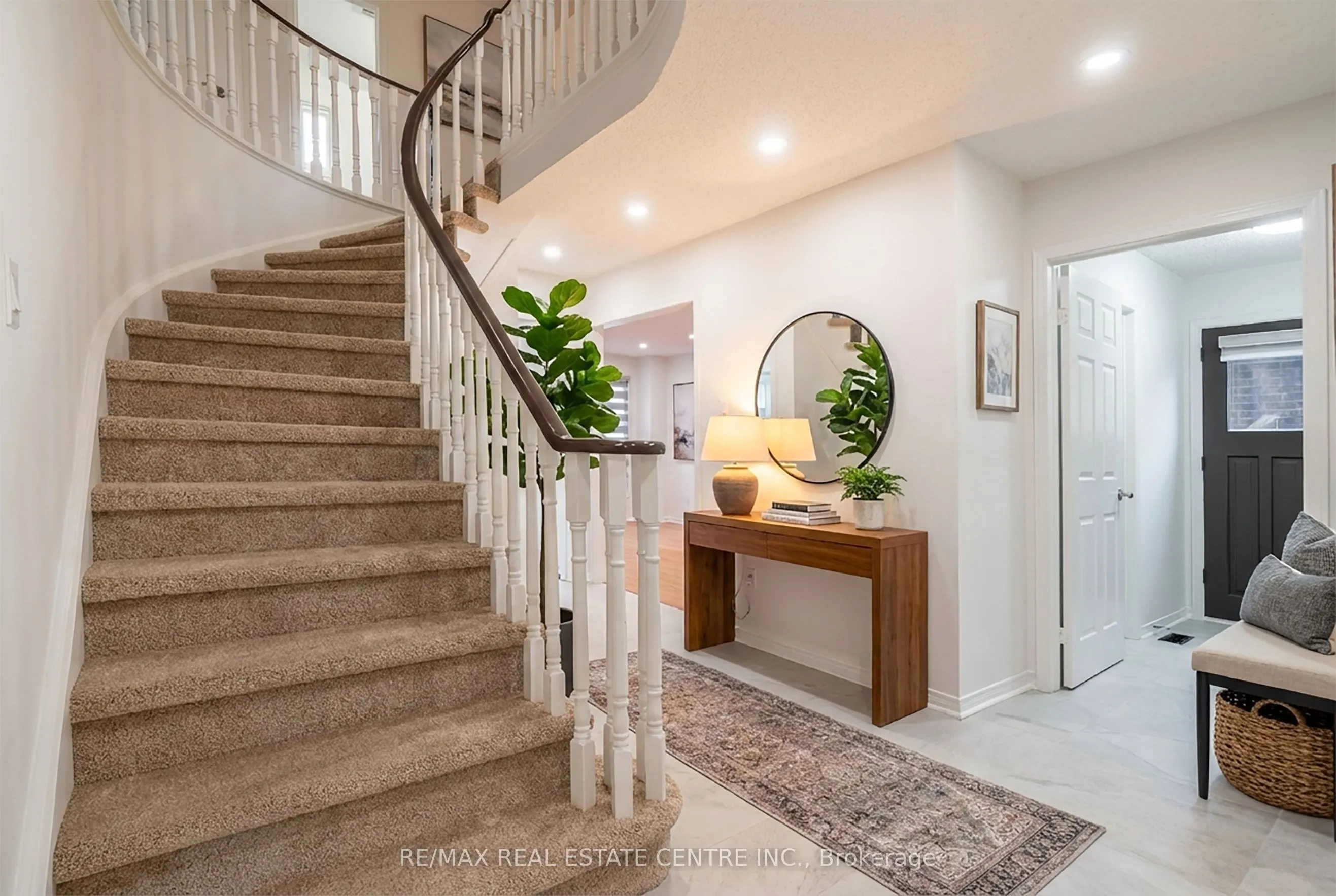 796 Buckingham Court
