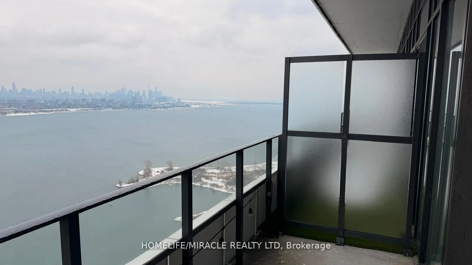 20 Shore Breeze Drive #4804
