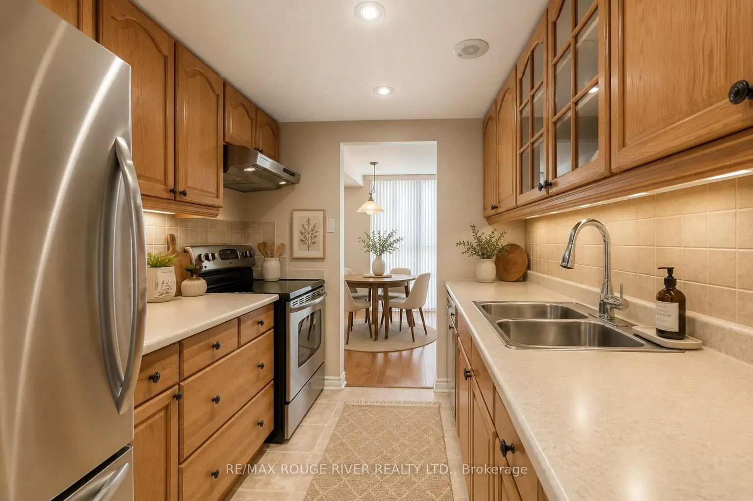 3650 Kaneff Crescent #1008