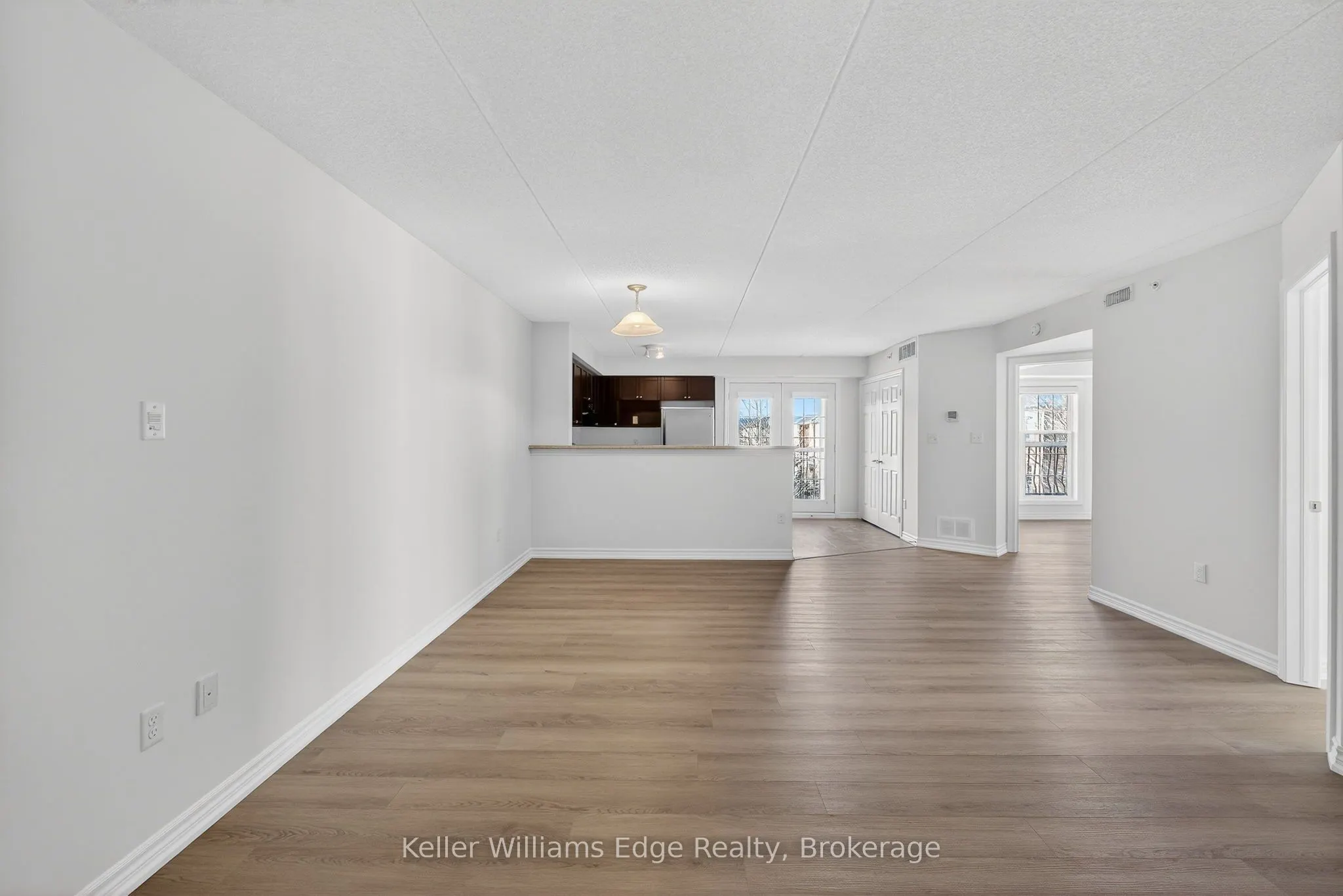 1350 Main Street E #301
