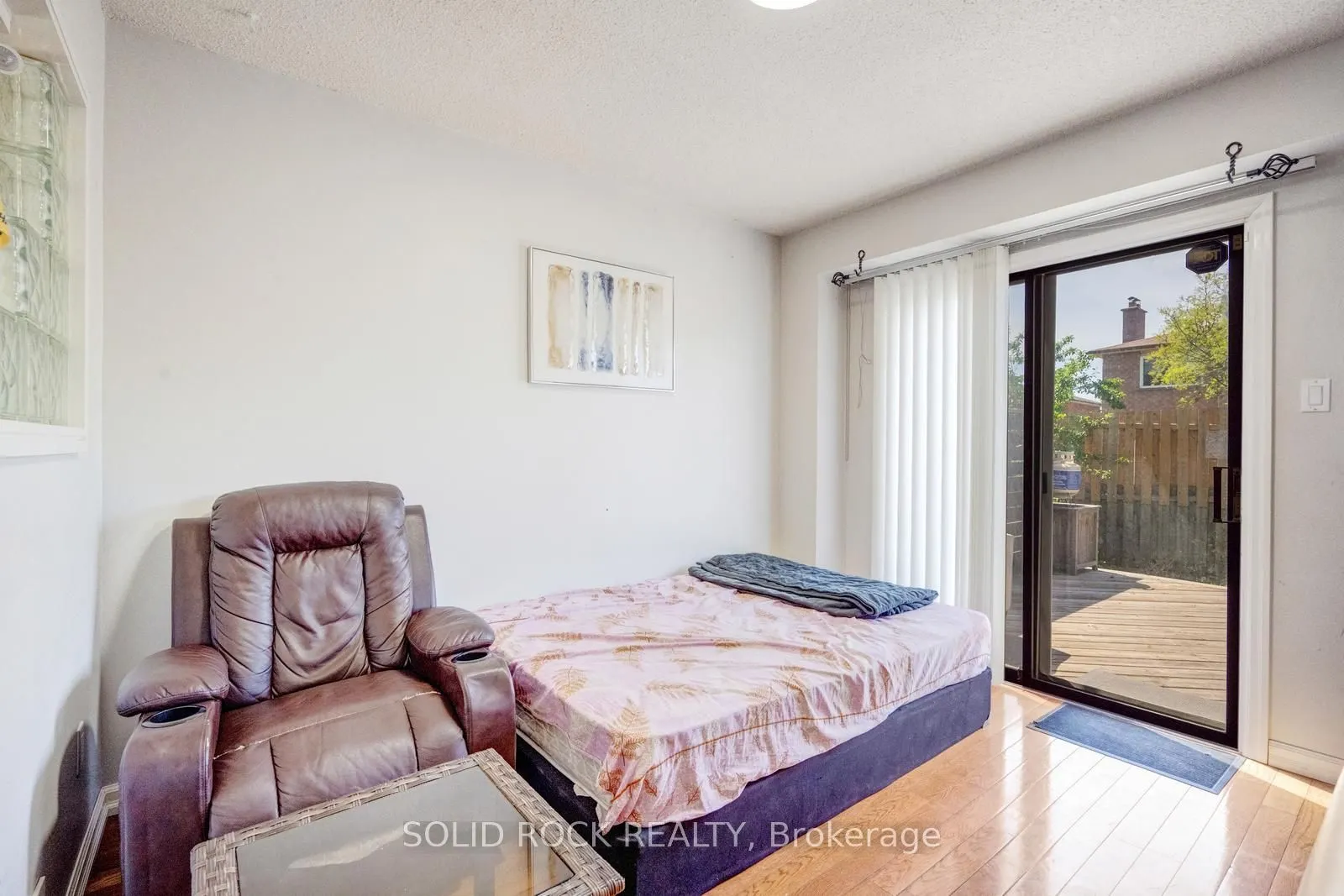 60 Martindale Crescent
