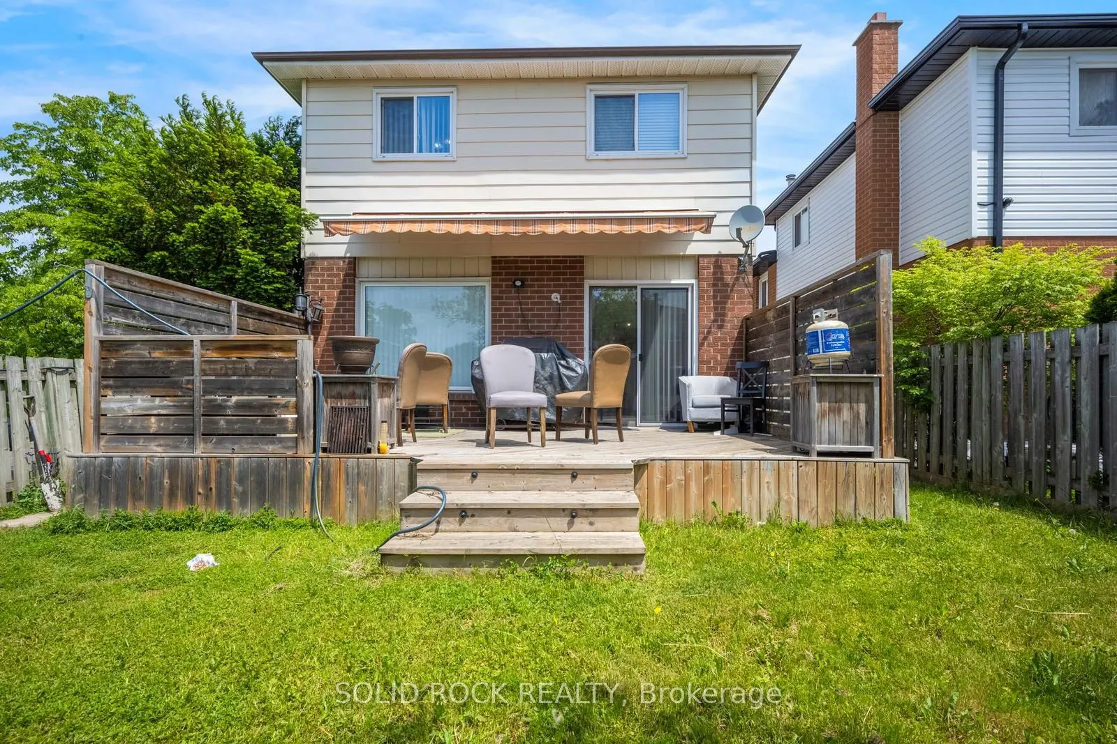 60 Martindale Crescent