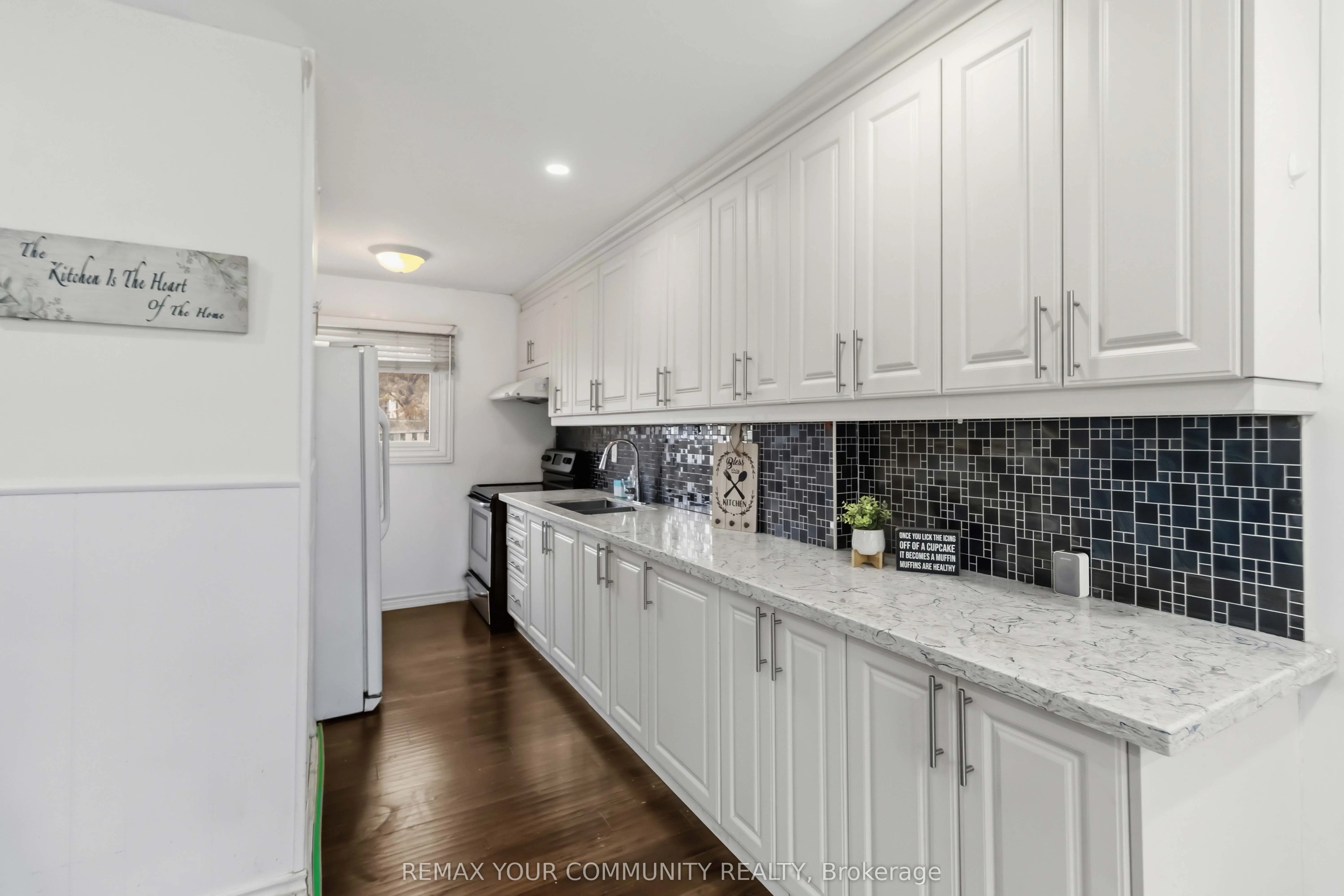 11 Grantbrook Court