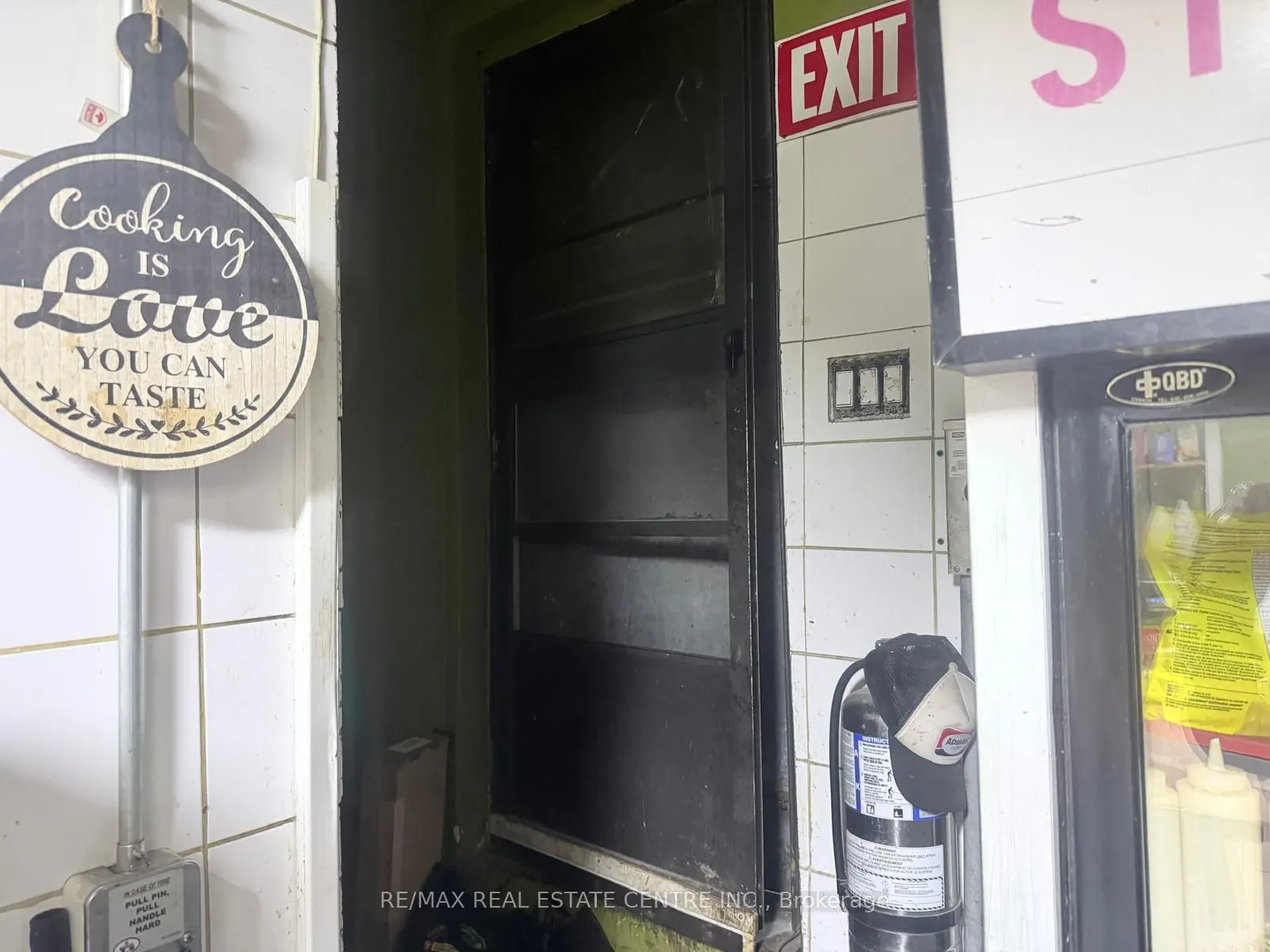 399 Keele Street W
