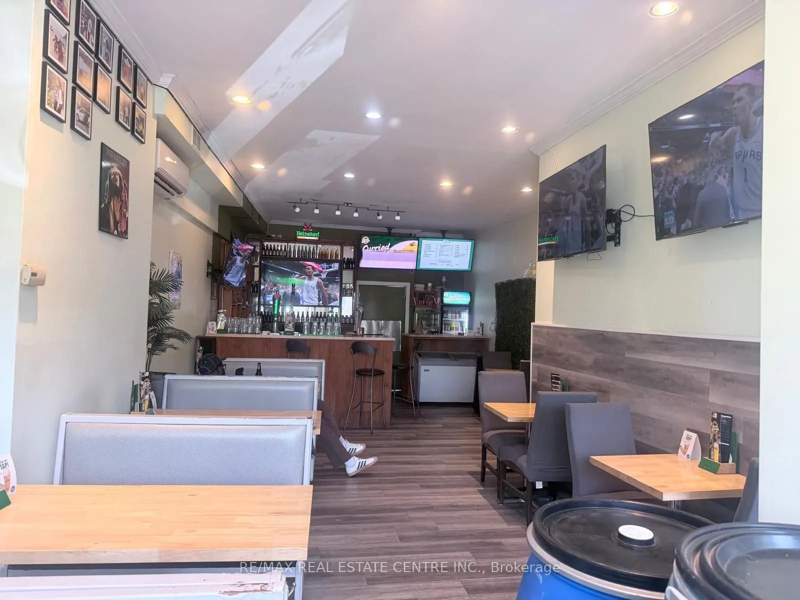 399 Keele Street W