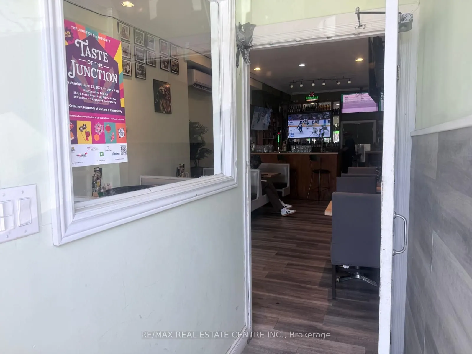399 Keele Street W