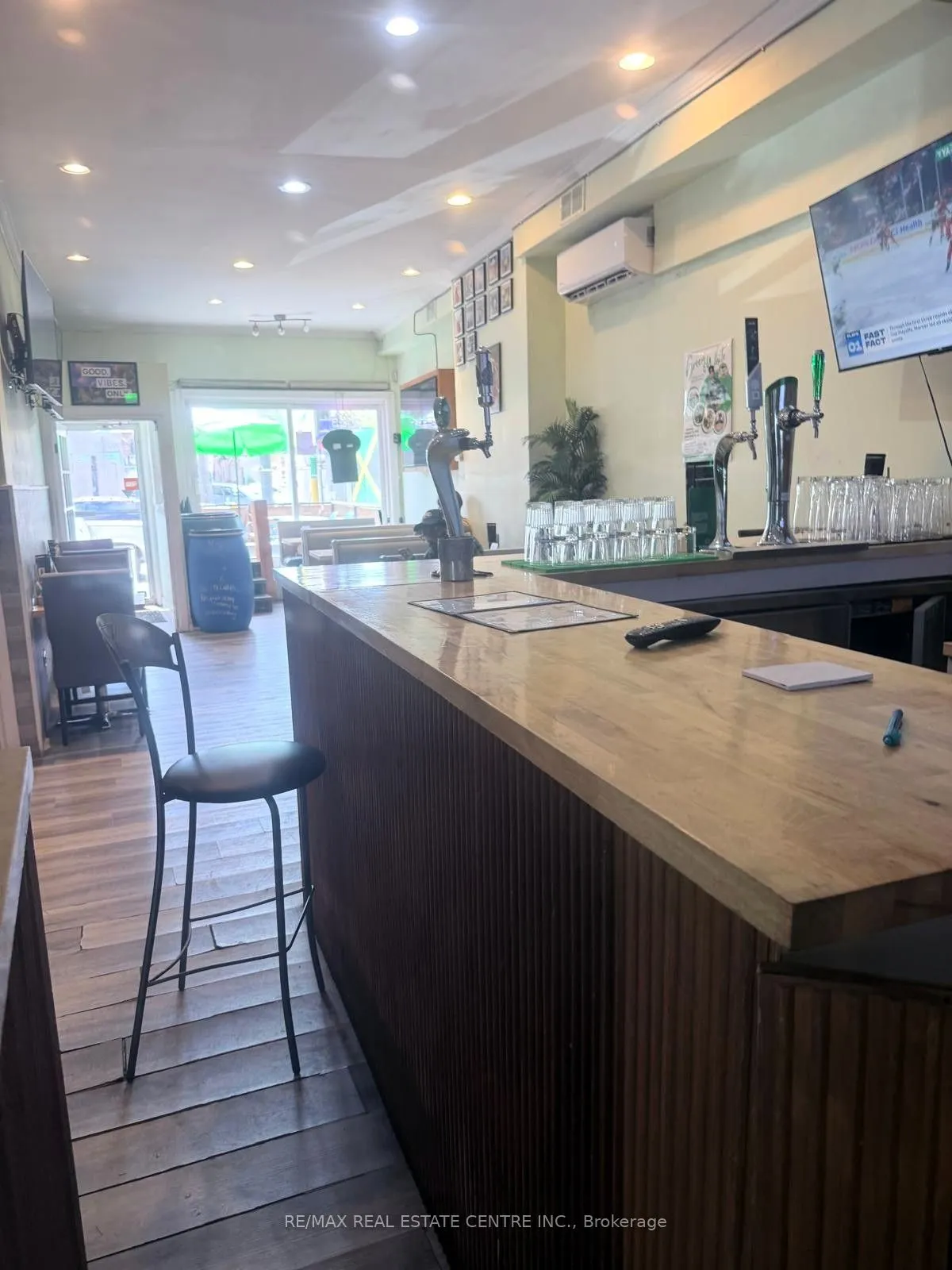 399 Keele Street W