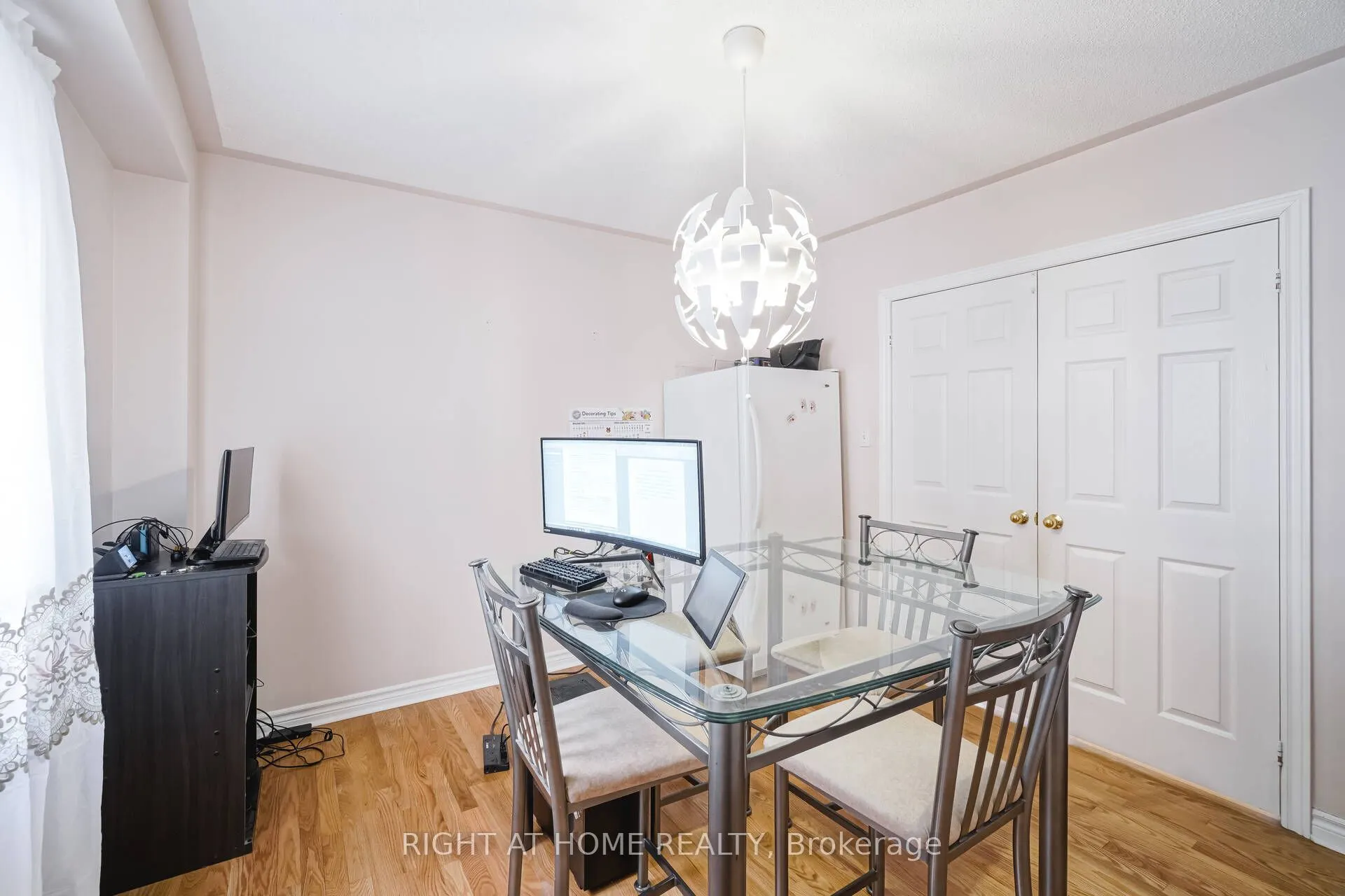 61 Sir Jacobs Crescent