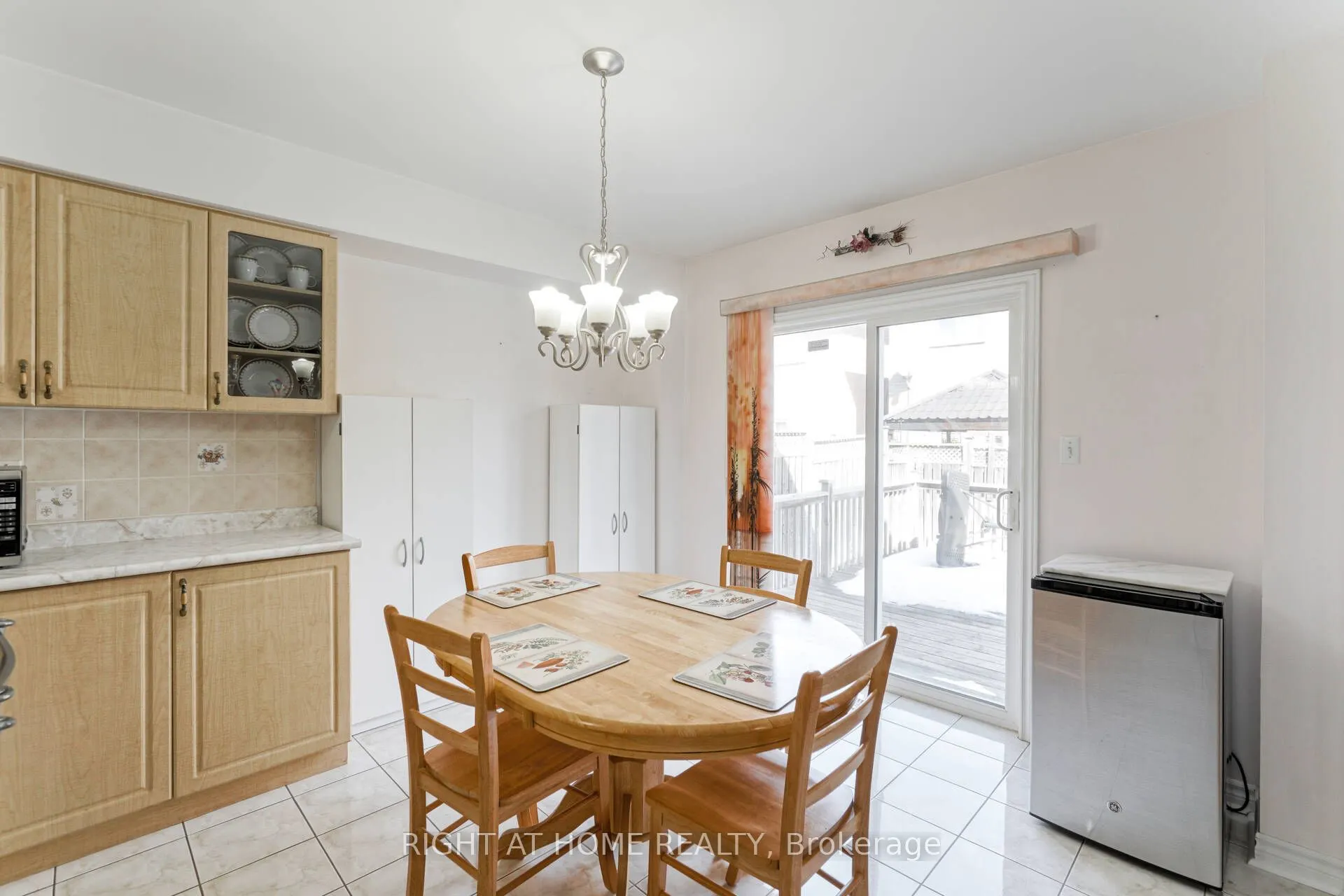 61 Sir Jacobs Crescent