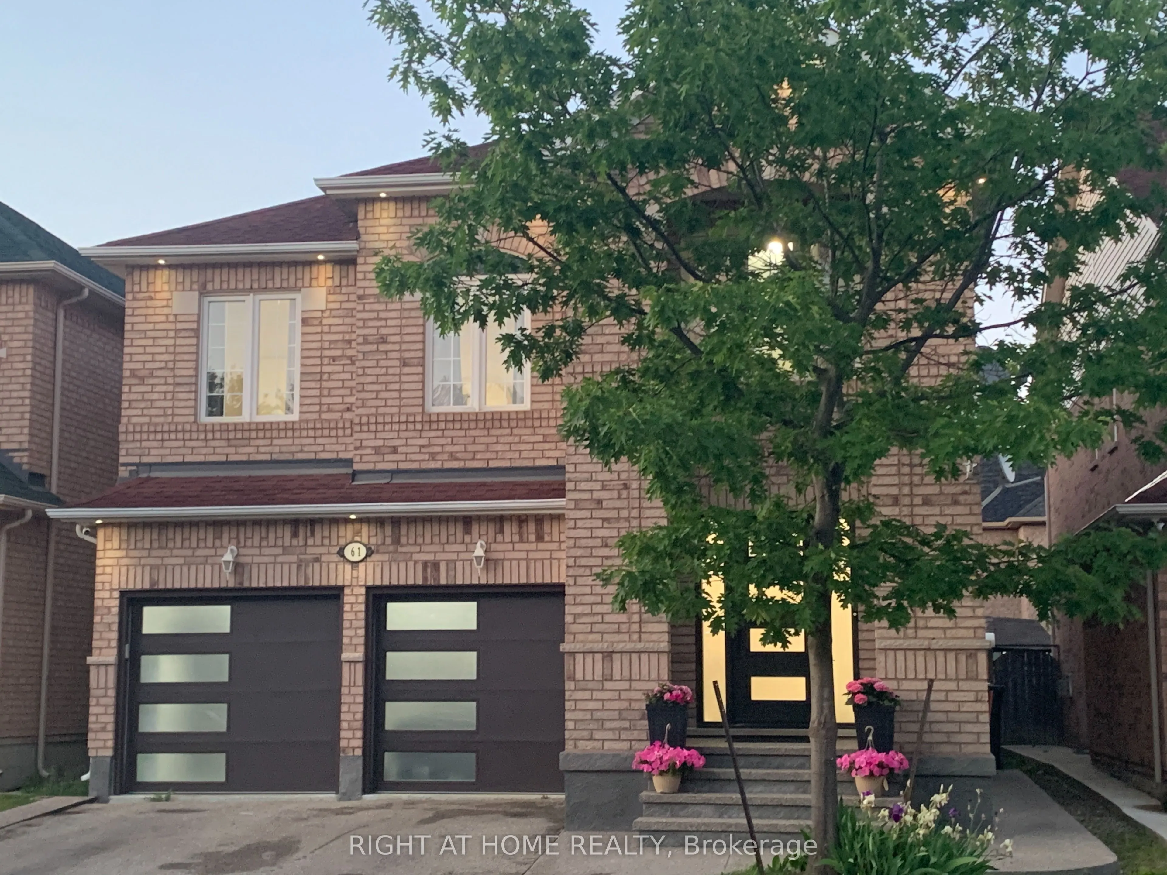 61 Sir Jacobs Crescent