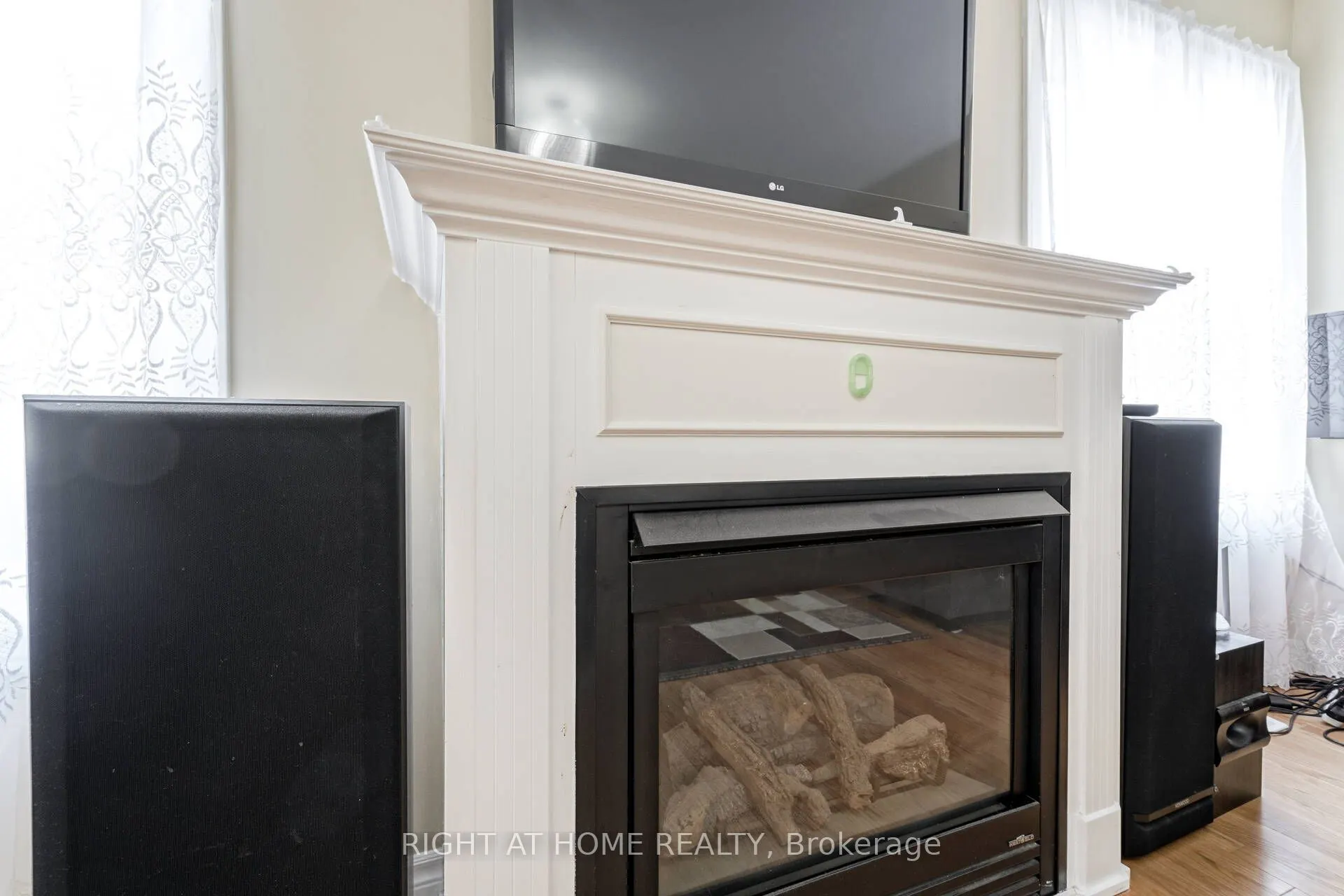61 Sir Jacobs Crescent