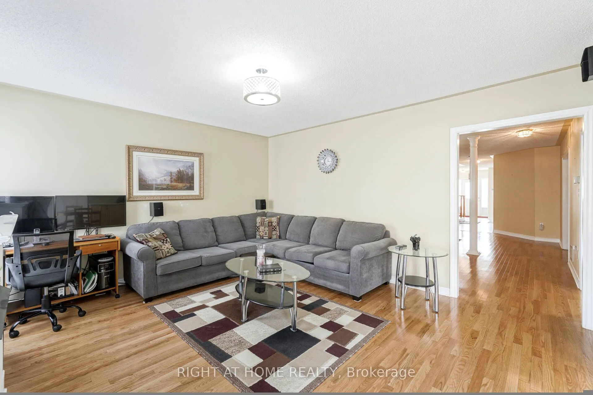 61 Sir Jacobs Crescent