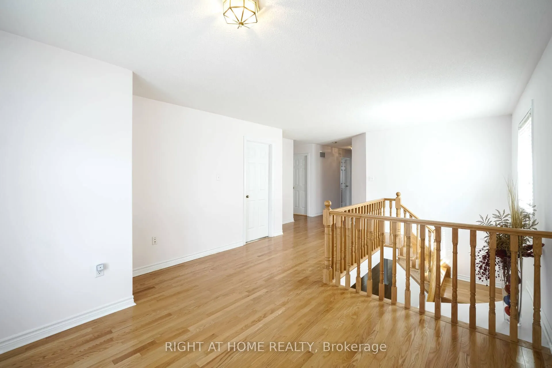 61 Sir Jacobs Crescent