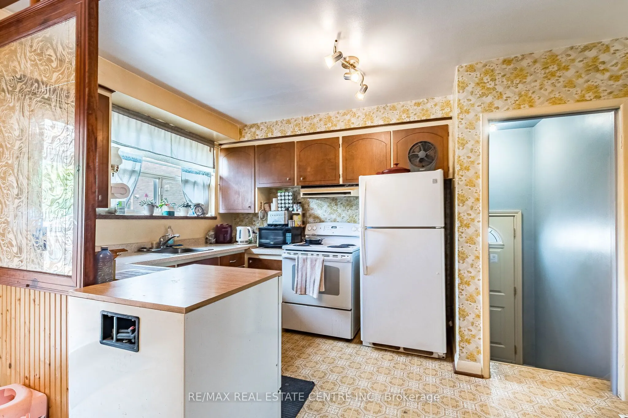 6939 Justine Drive