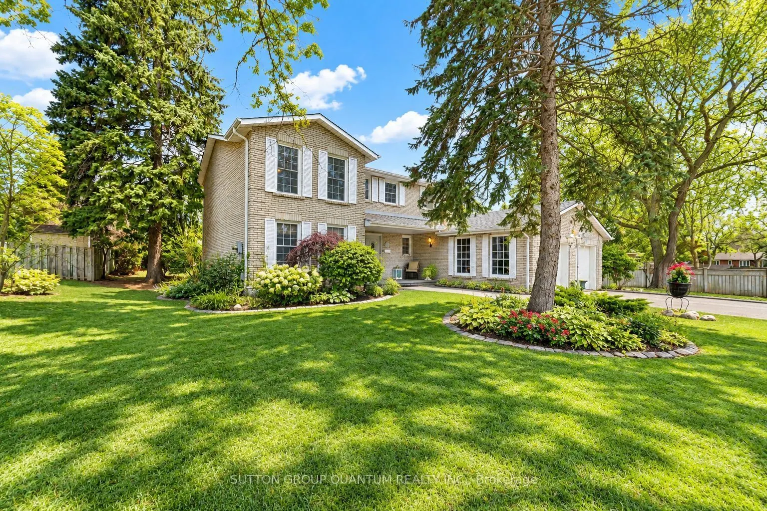 1511 Ifield Road