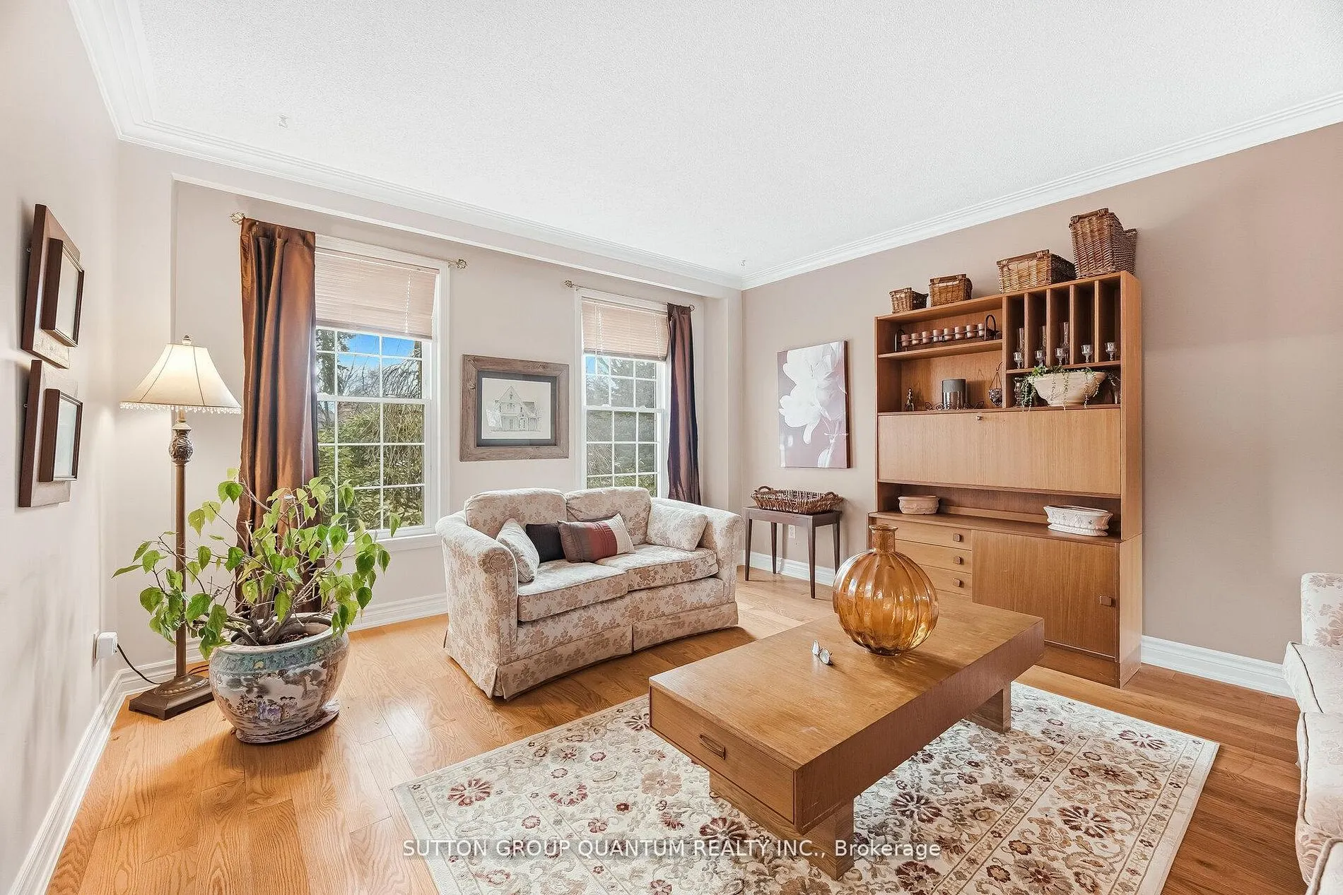 1511 Ifield Road