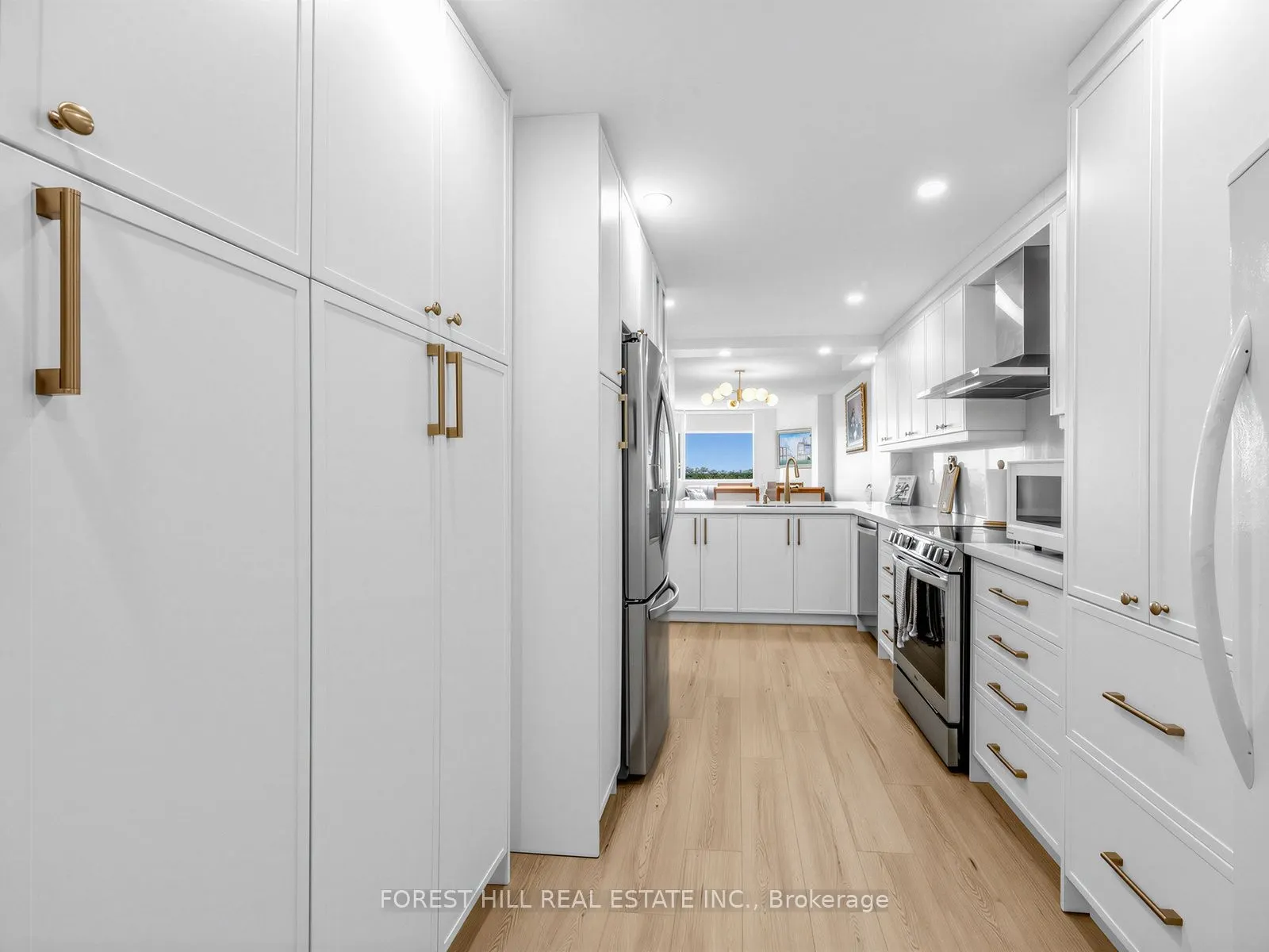 236 Albion Road #1812