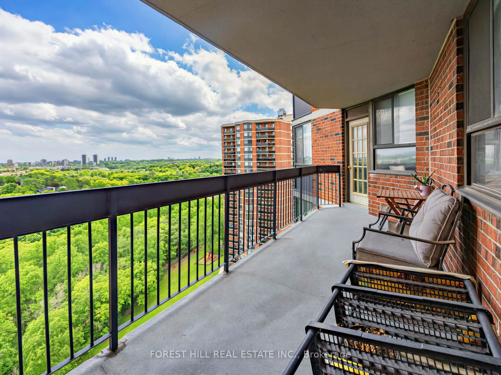 236 Albion Road #1812