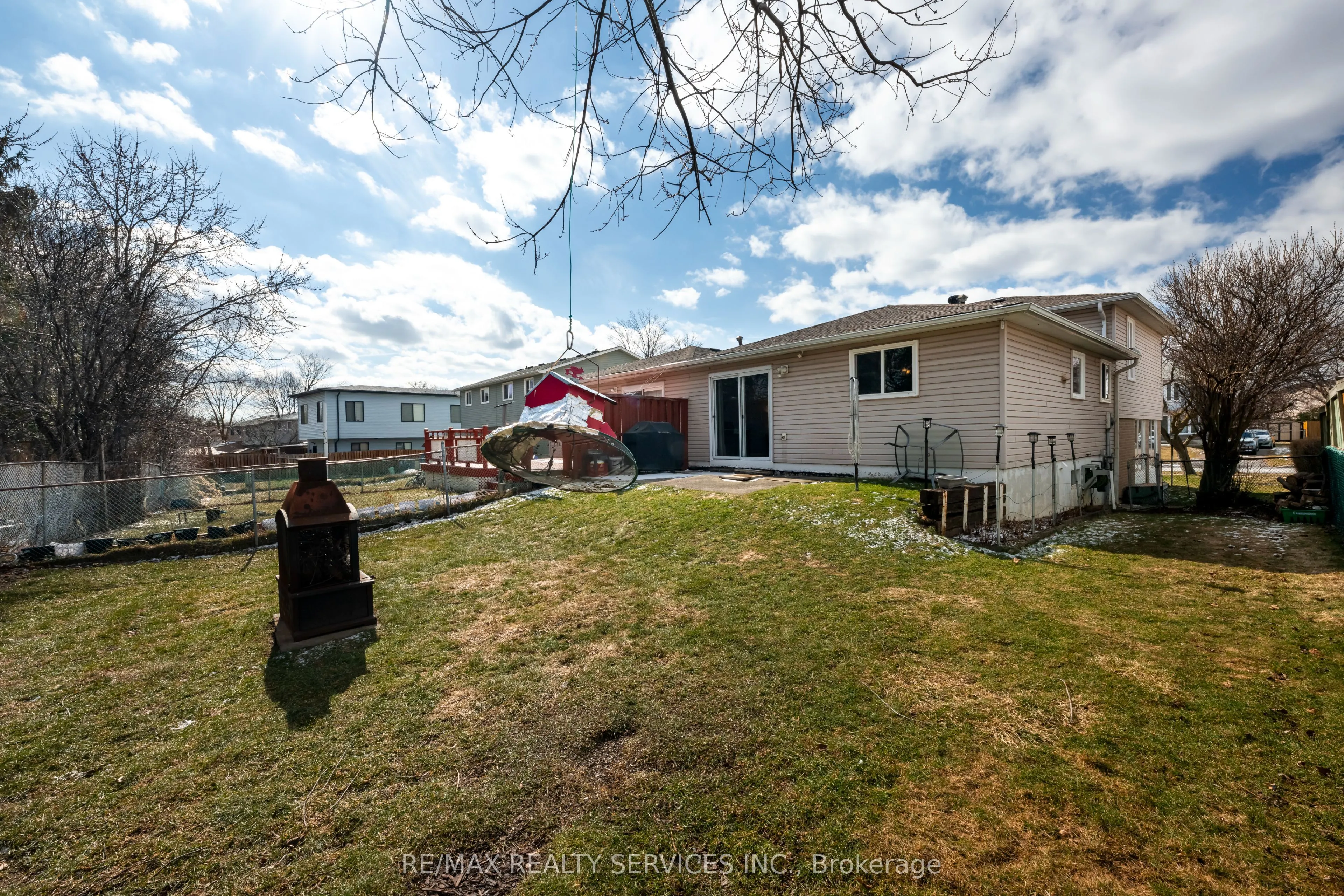 6 Glenridge Road