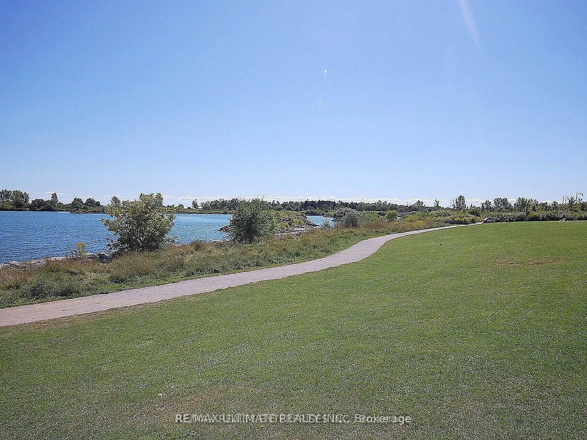 70 Annie Craig Drive #402