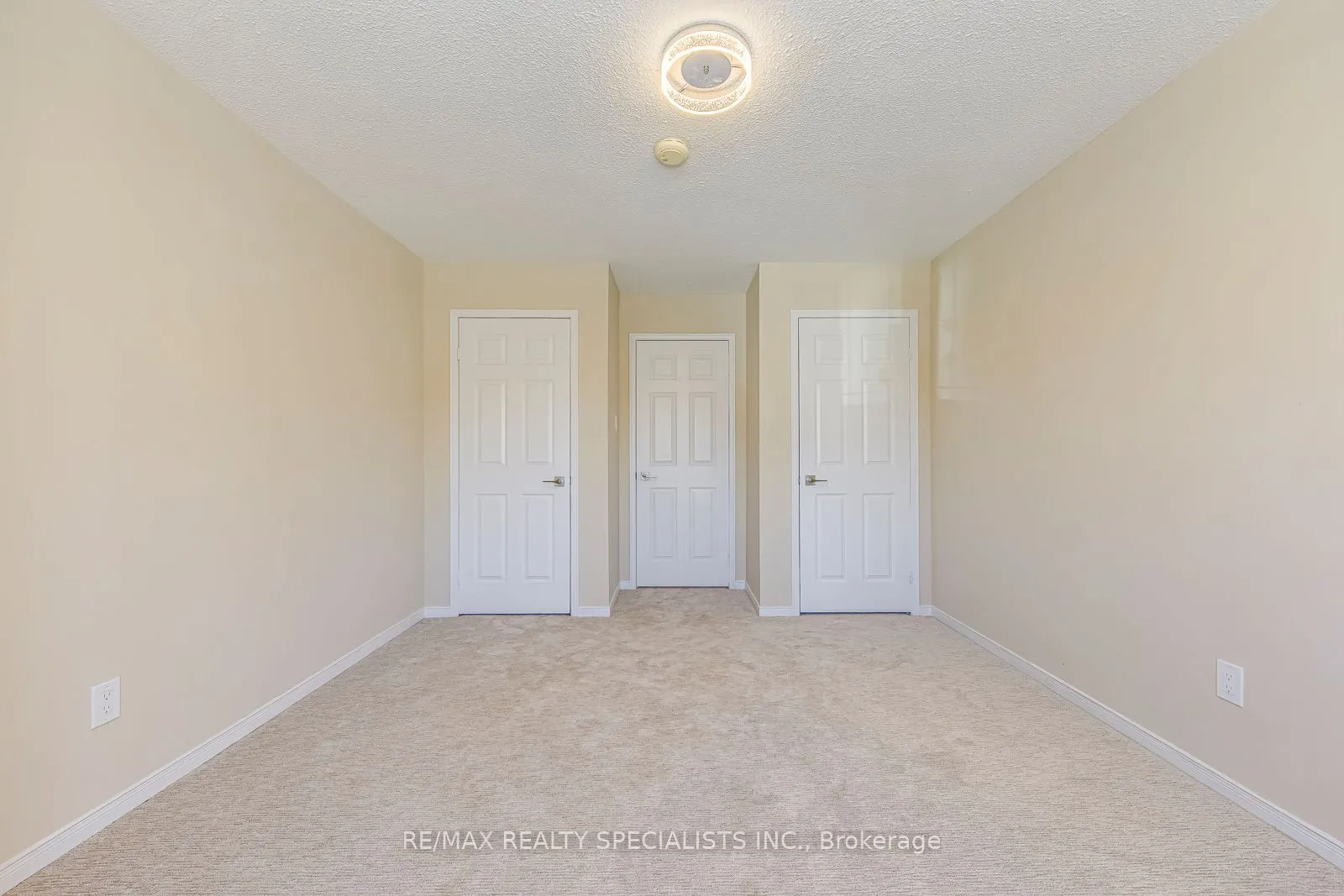102 Sunforest Drive