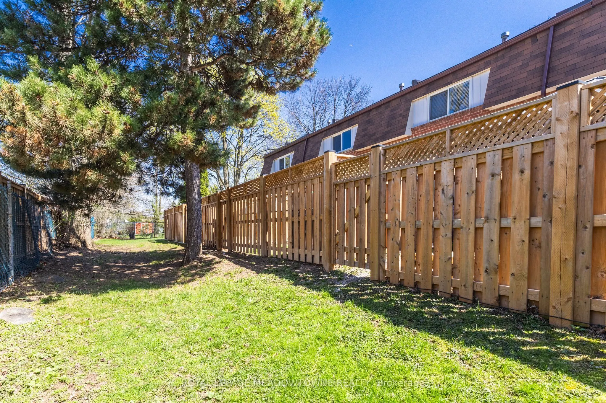 235 Bronte Street #43