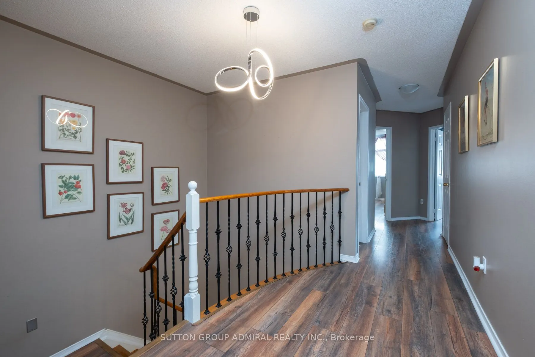 43 Crestridge Drive