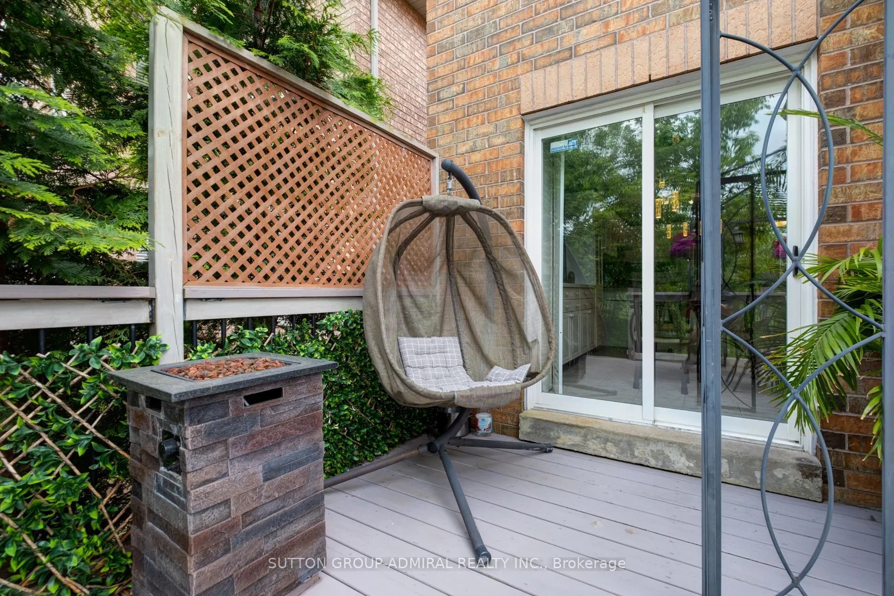 43 Crestridge Drive