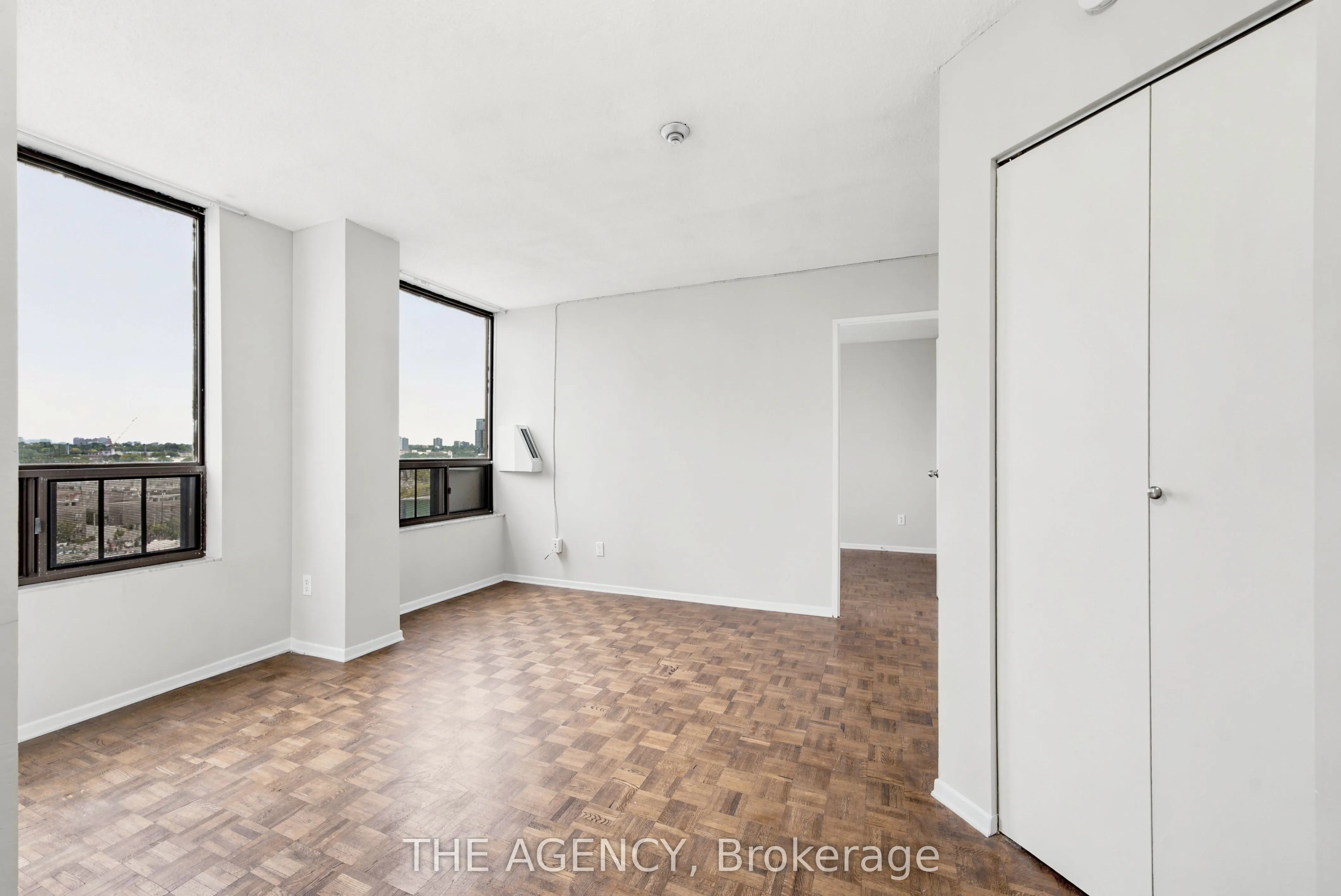2360 Dundas Street W #1019B
