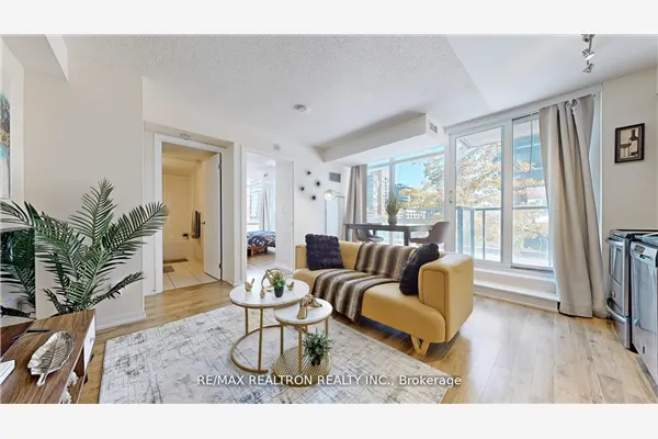 20 Joe Shuster Way ##202