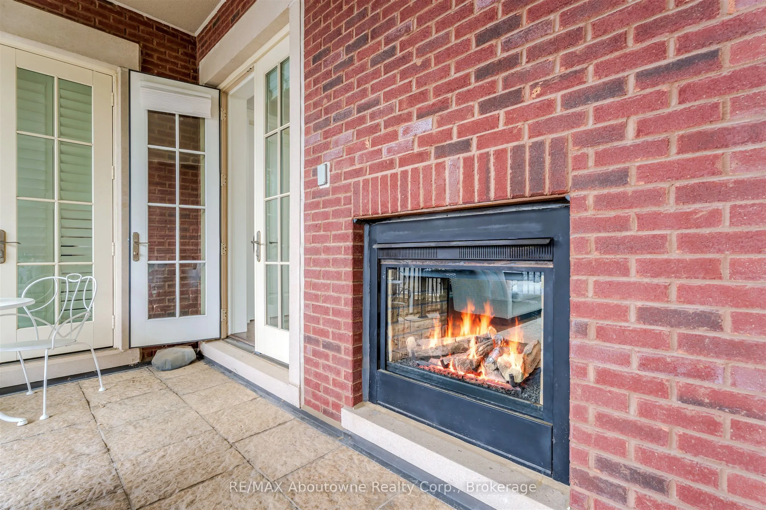 253 Church Street #402