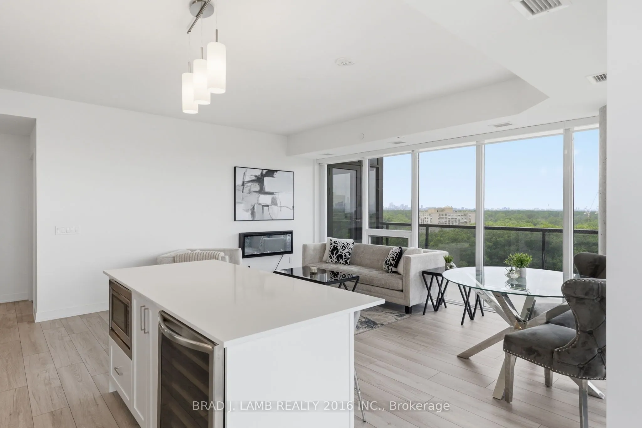 1035 Southdown Road #1204