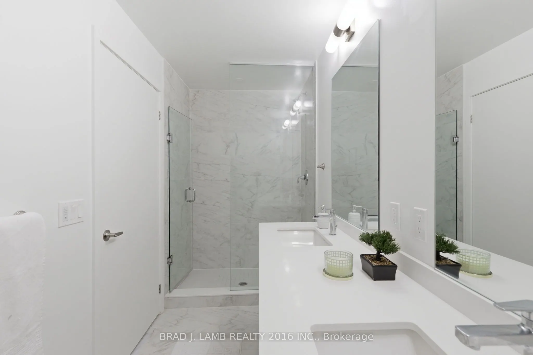 1035 Southdown Road #1204