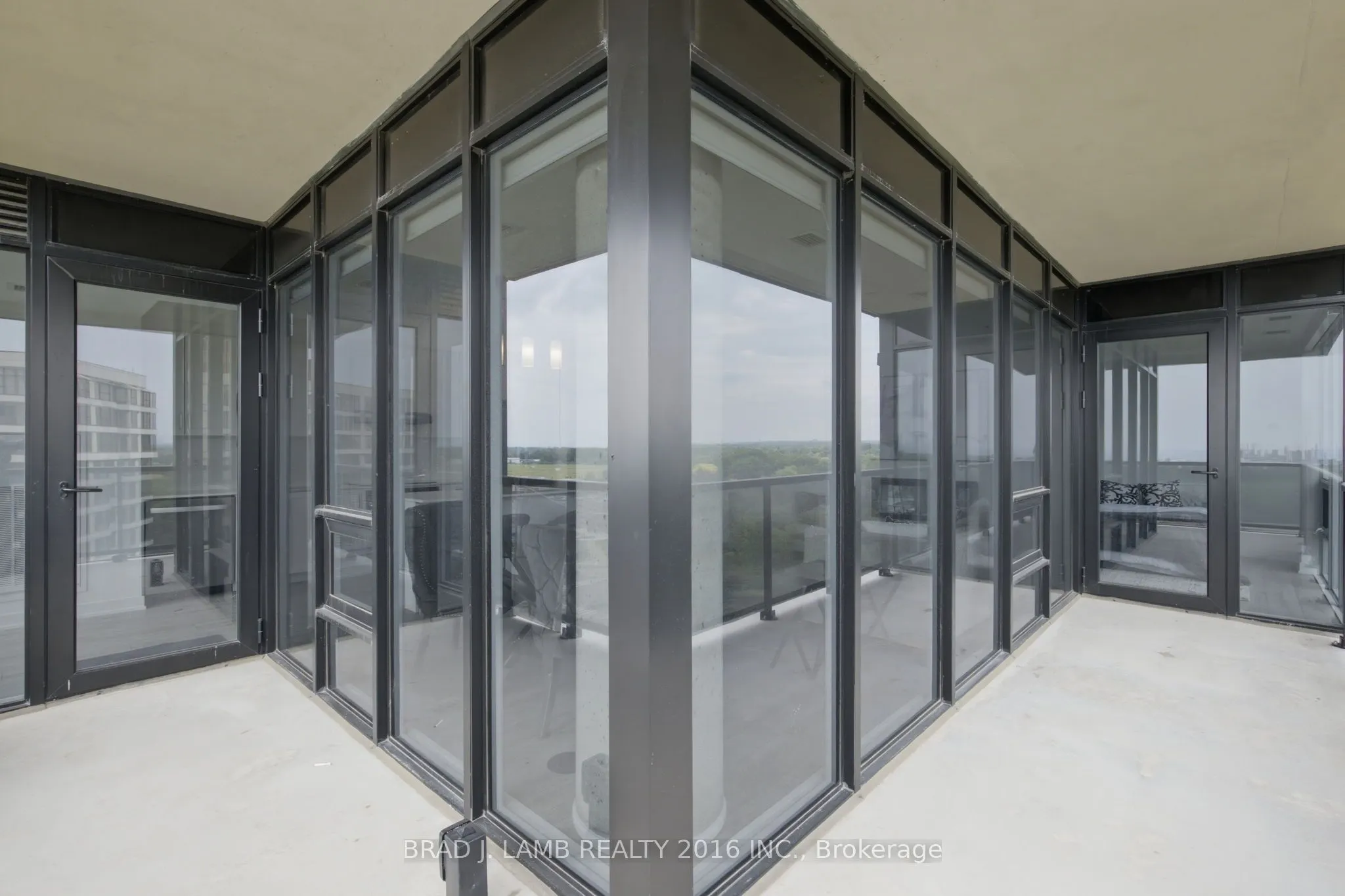 1035 Southdown Road #1204
