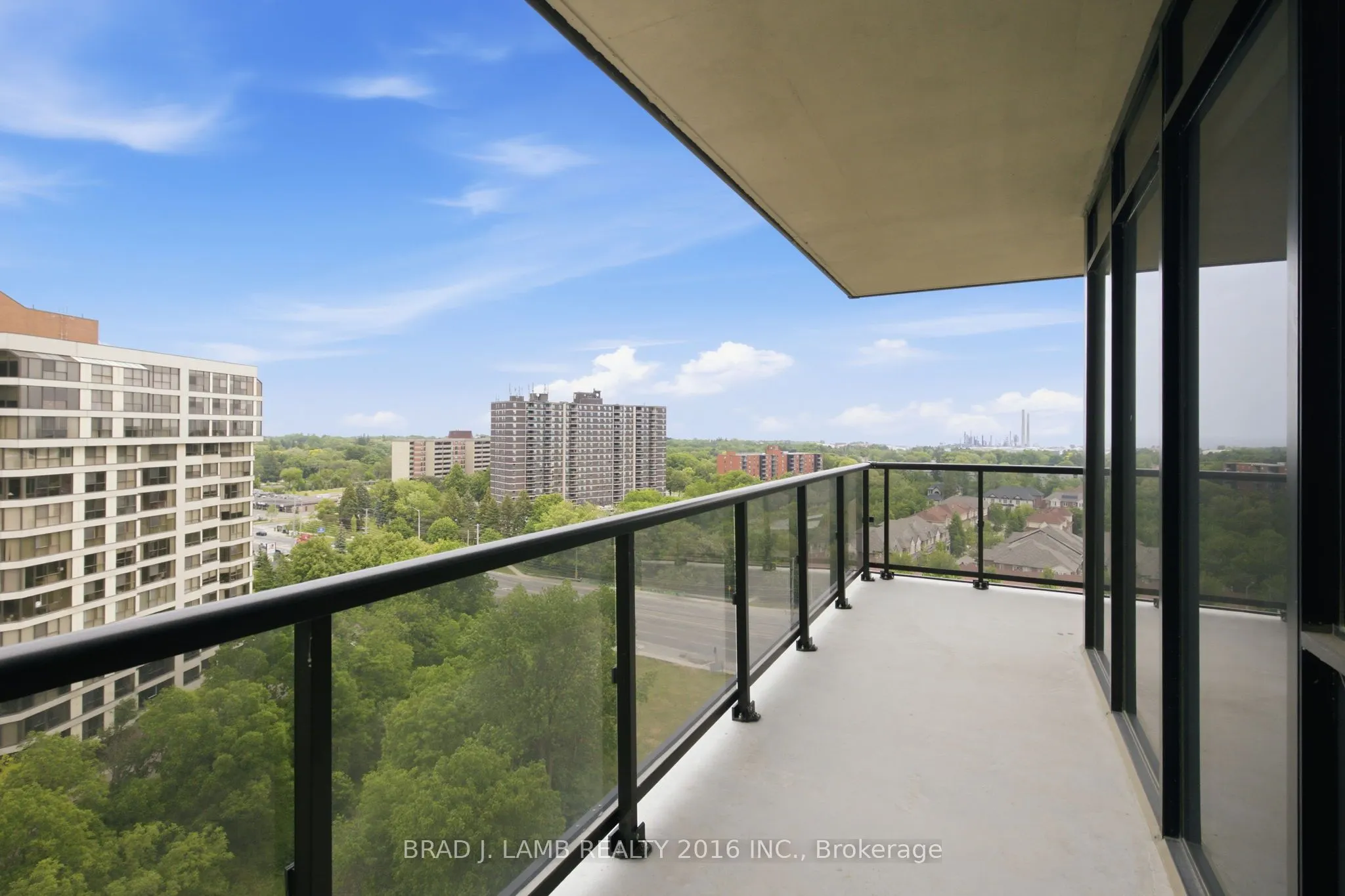 1035 Southdown Road #1204