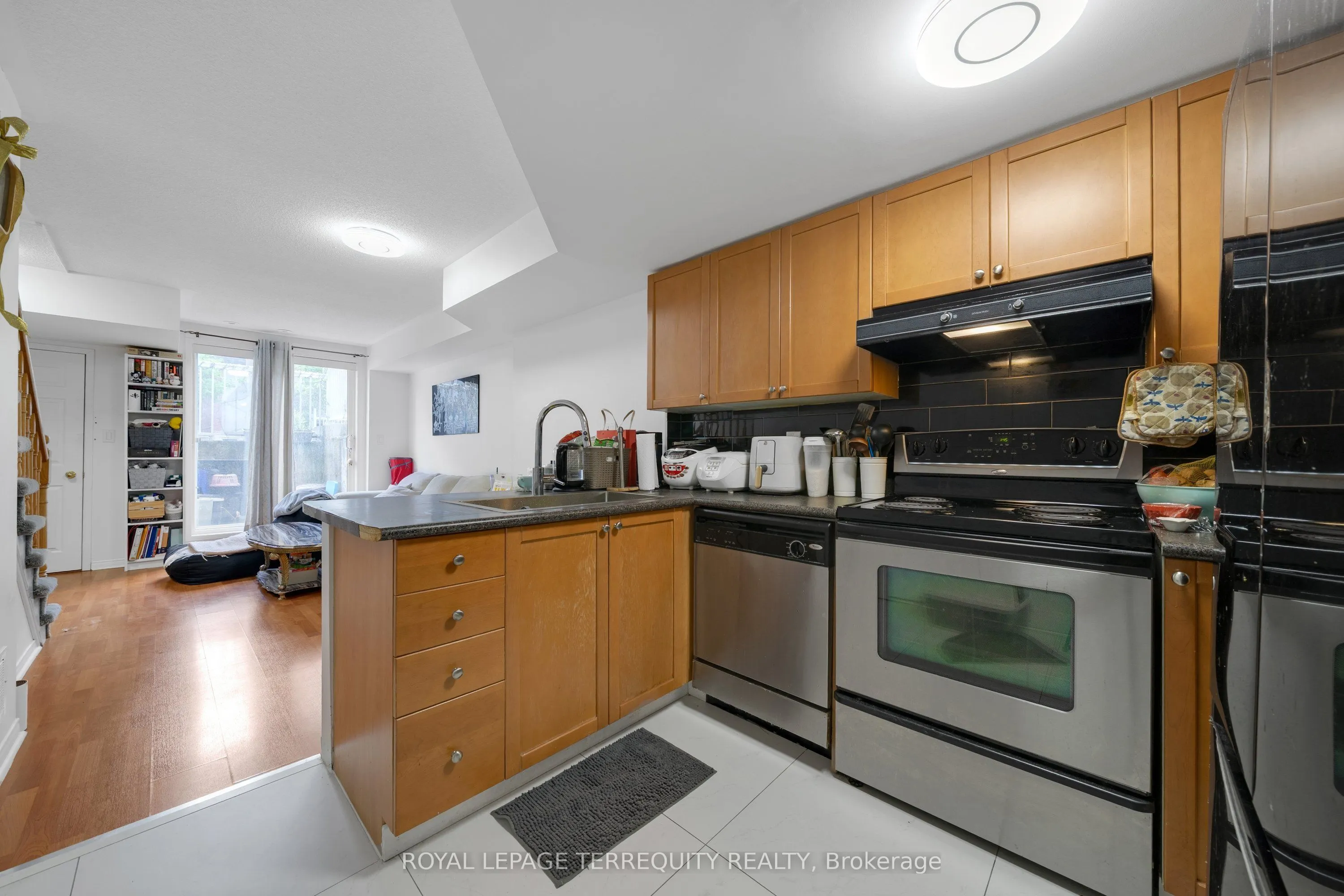 75 Turntable Crescent #124