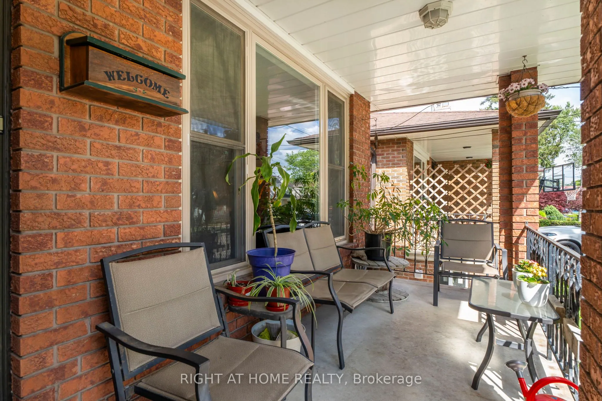 33 Benson Avenue