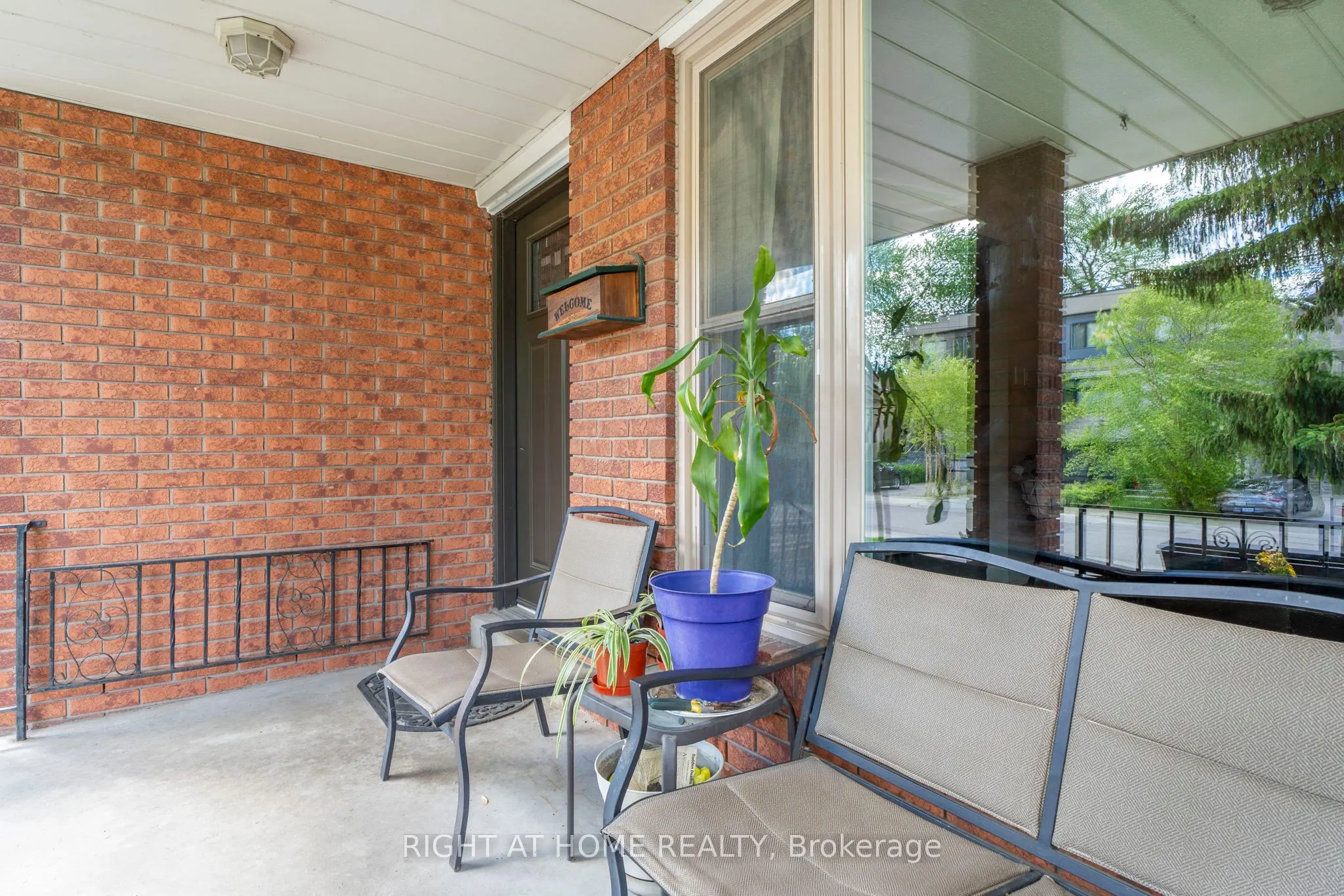 33 Benson Avenue