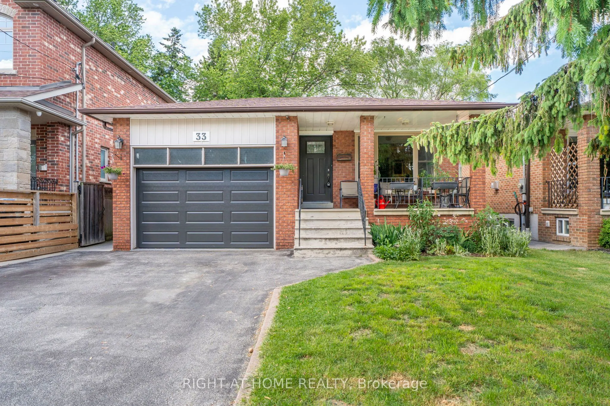 33 Benson Avenue