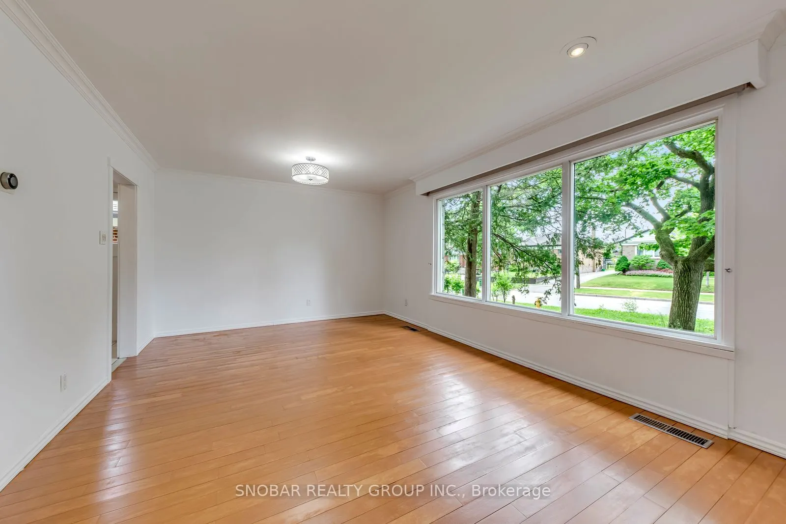 42 Clearbrooke Circle