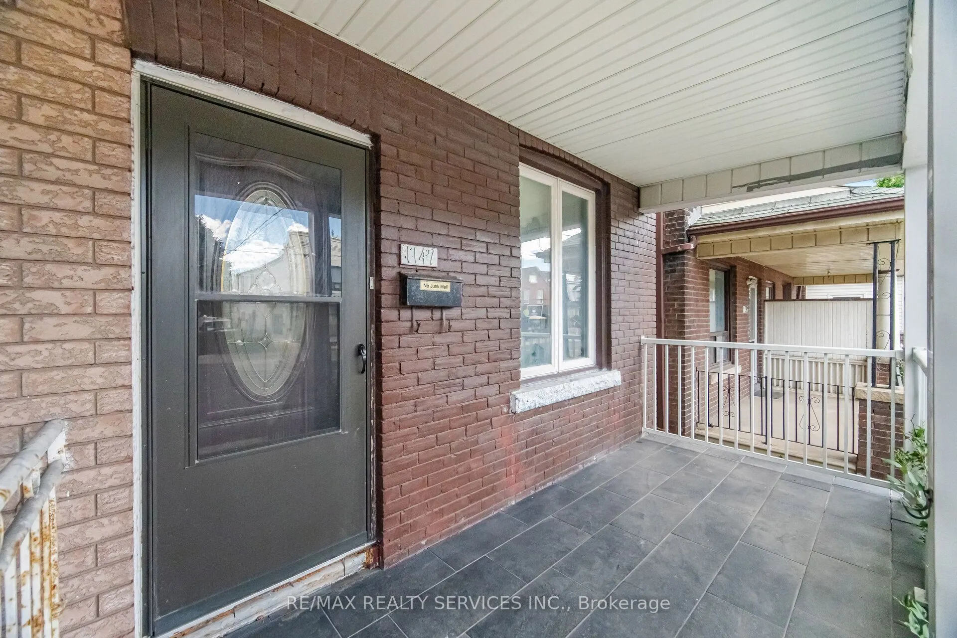 1147 Dufferin Street