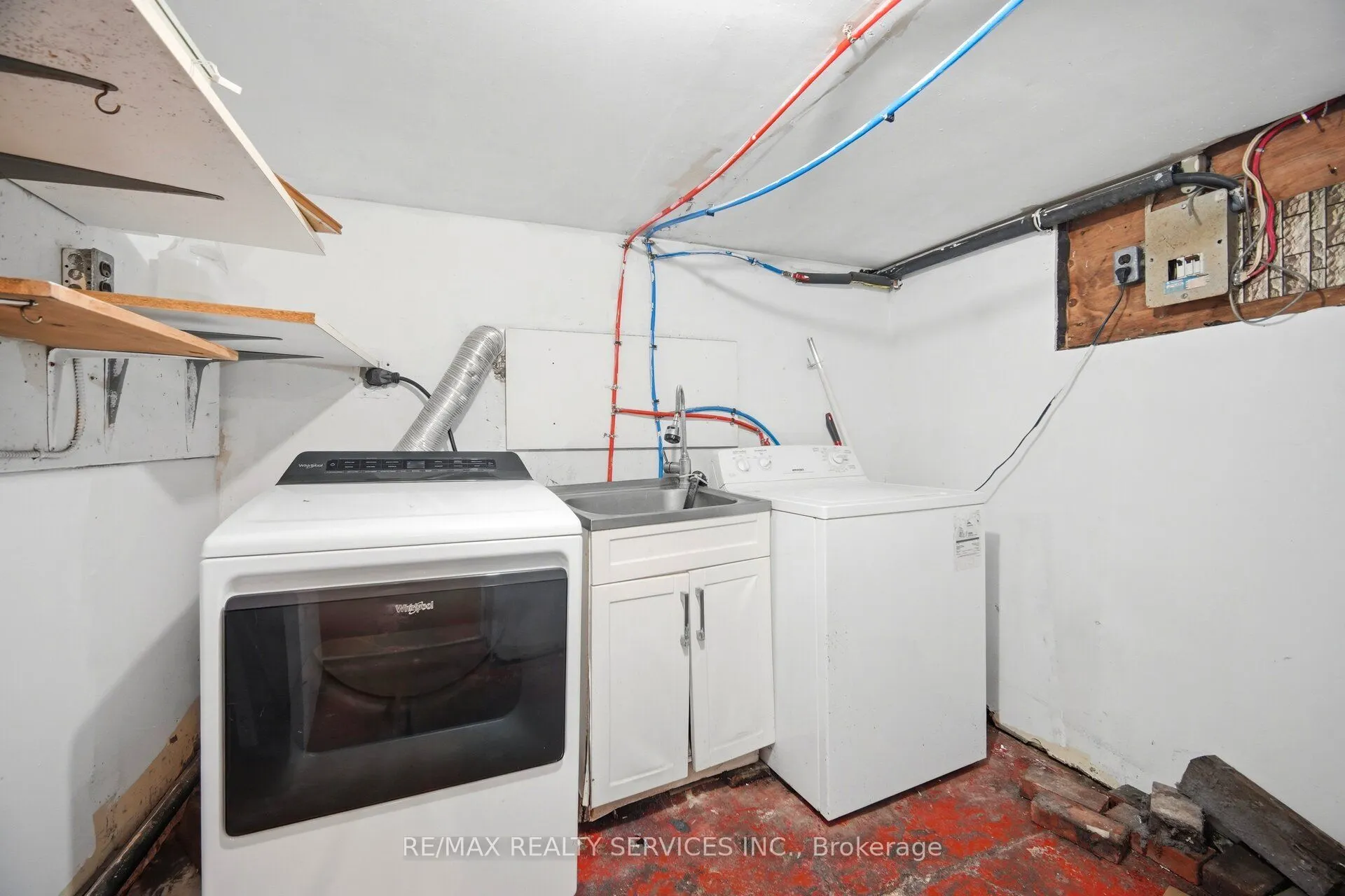 1147 Dufferin Street