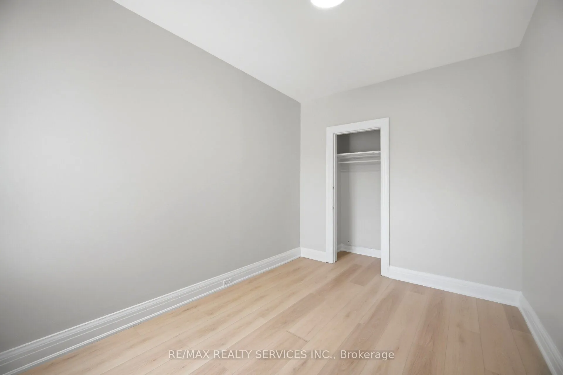 1147 Dufferin Street