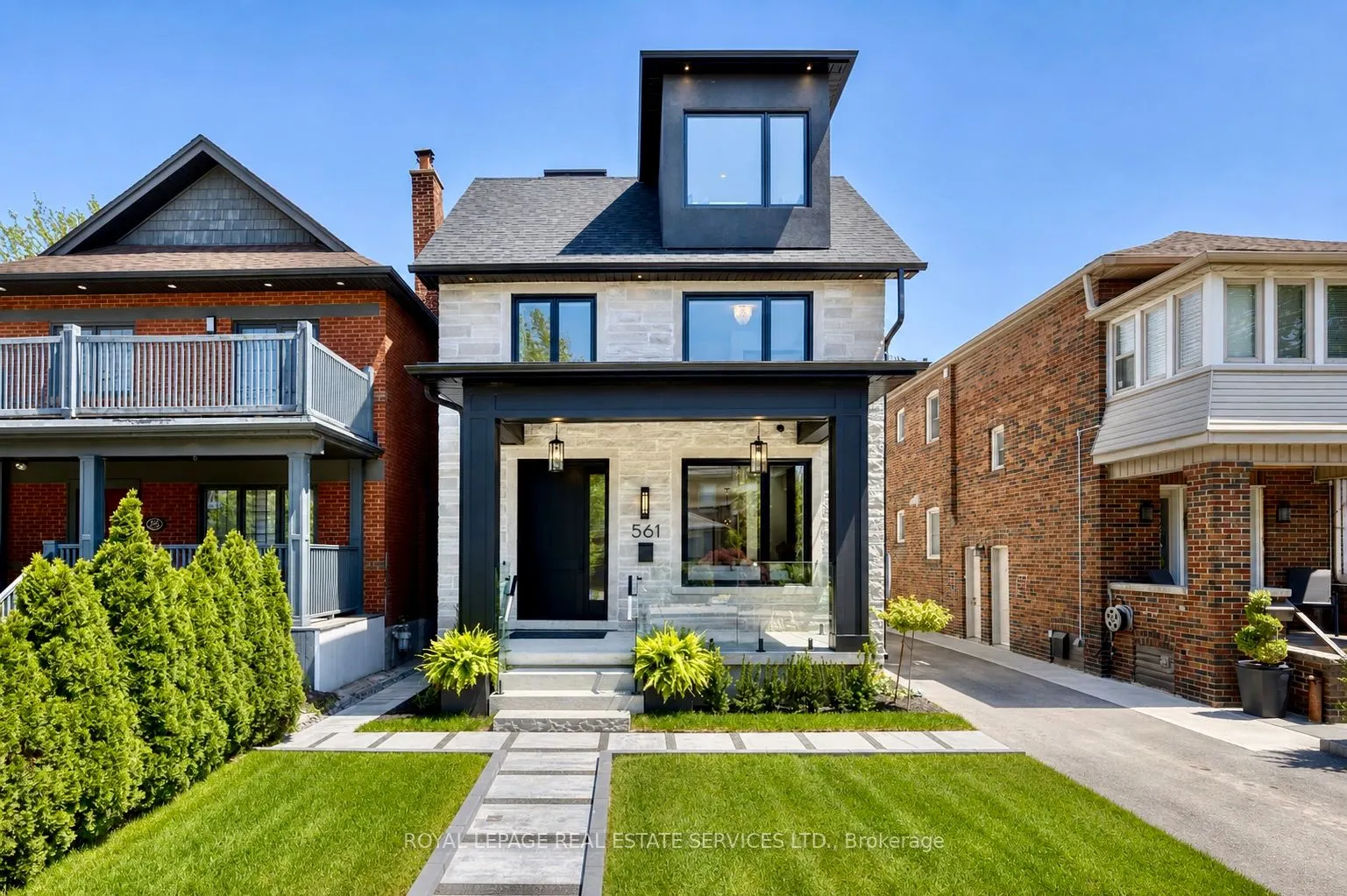 561 Durie Street