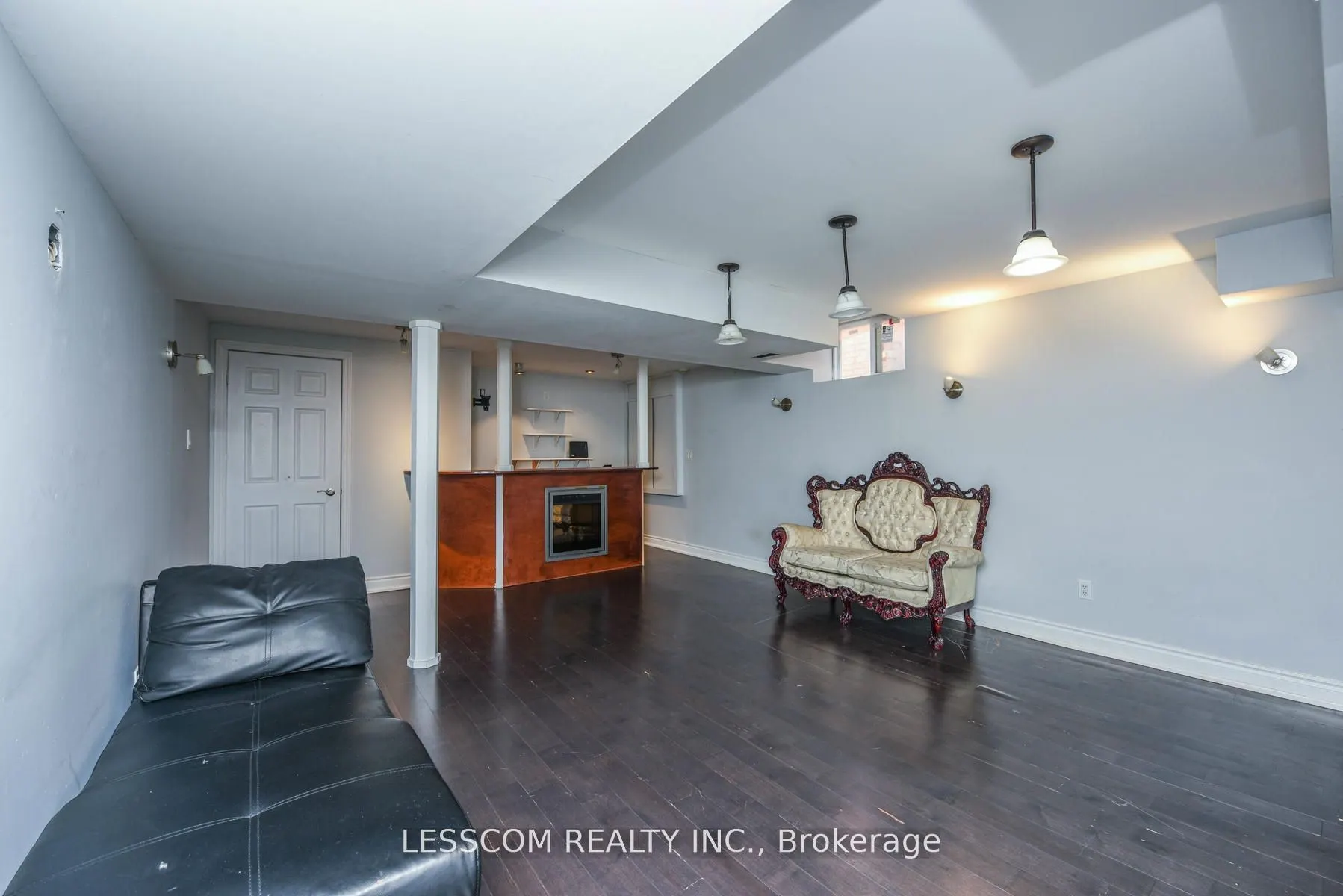 30 Fairhill Avenue